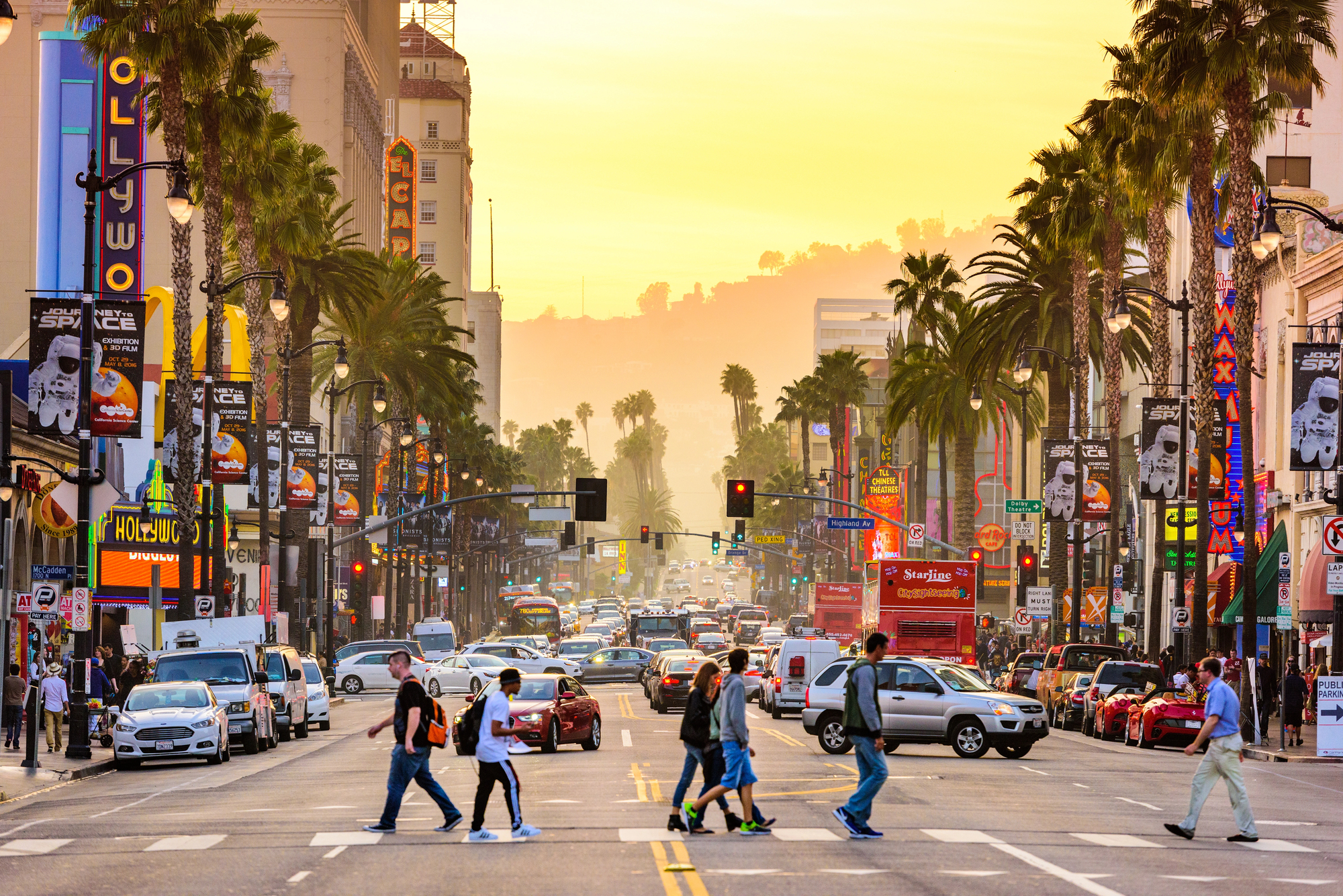 image Los Angeles passes &#8216;sanctuary city&#8217; ordinance to safeguard immigrants after Trump vows mass deportations