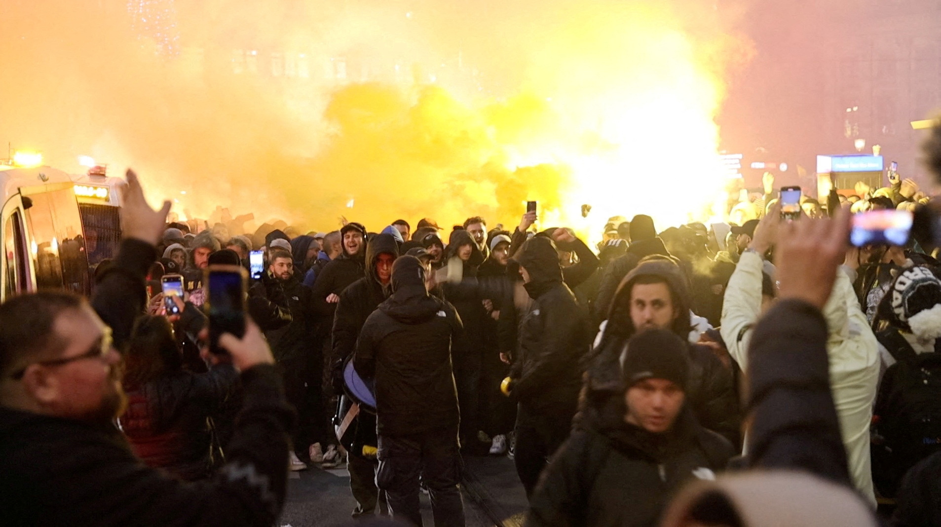 image Dutch government survives dispute over Amsterdam violence