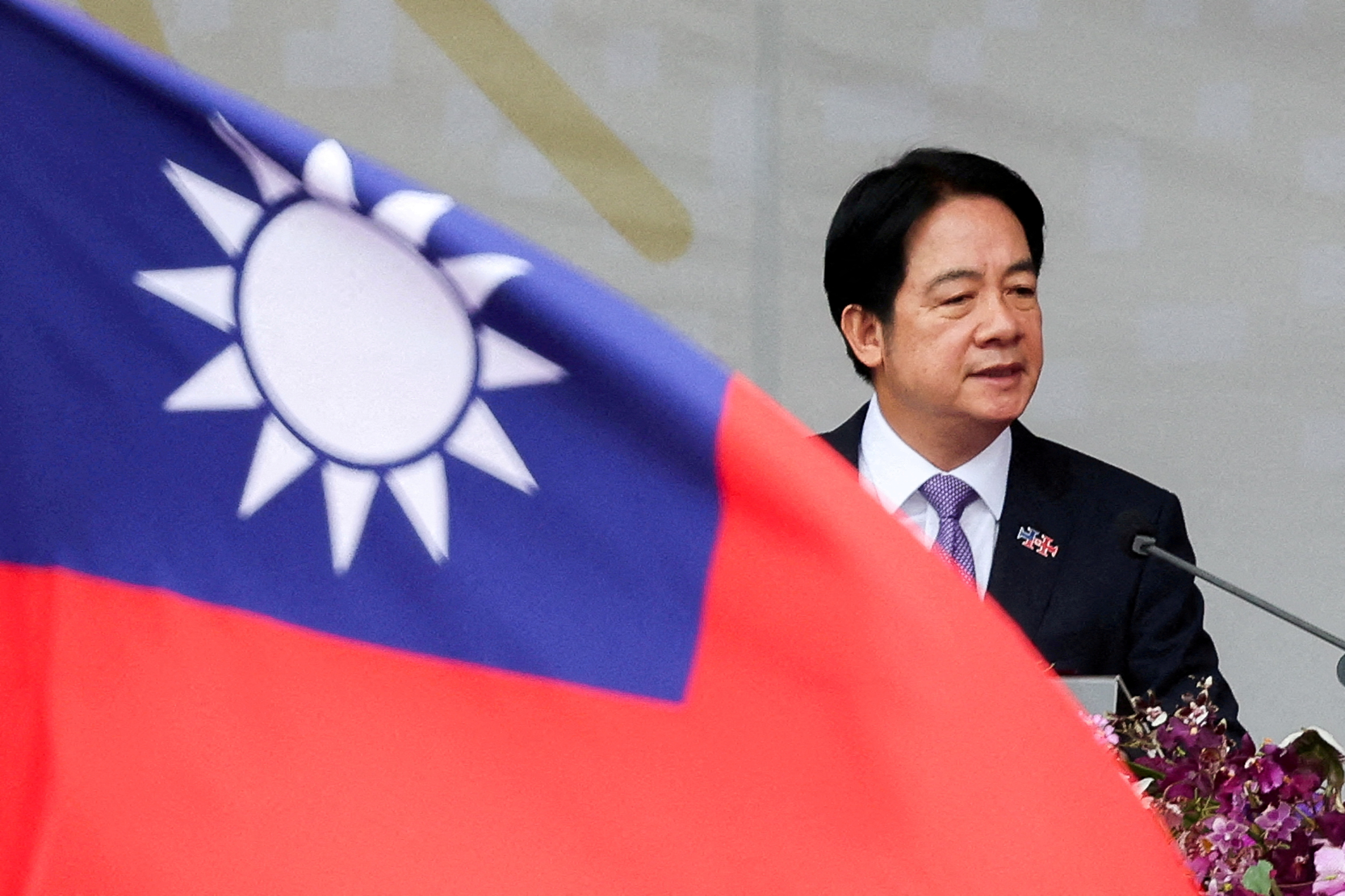 image US approves $385 mln arms sale to Taiwan