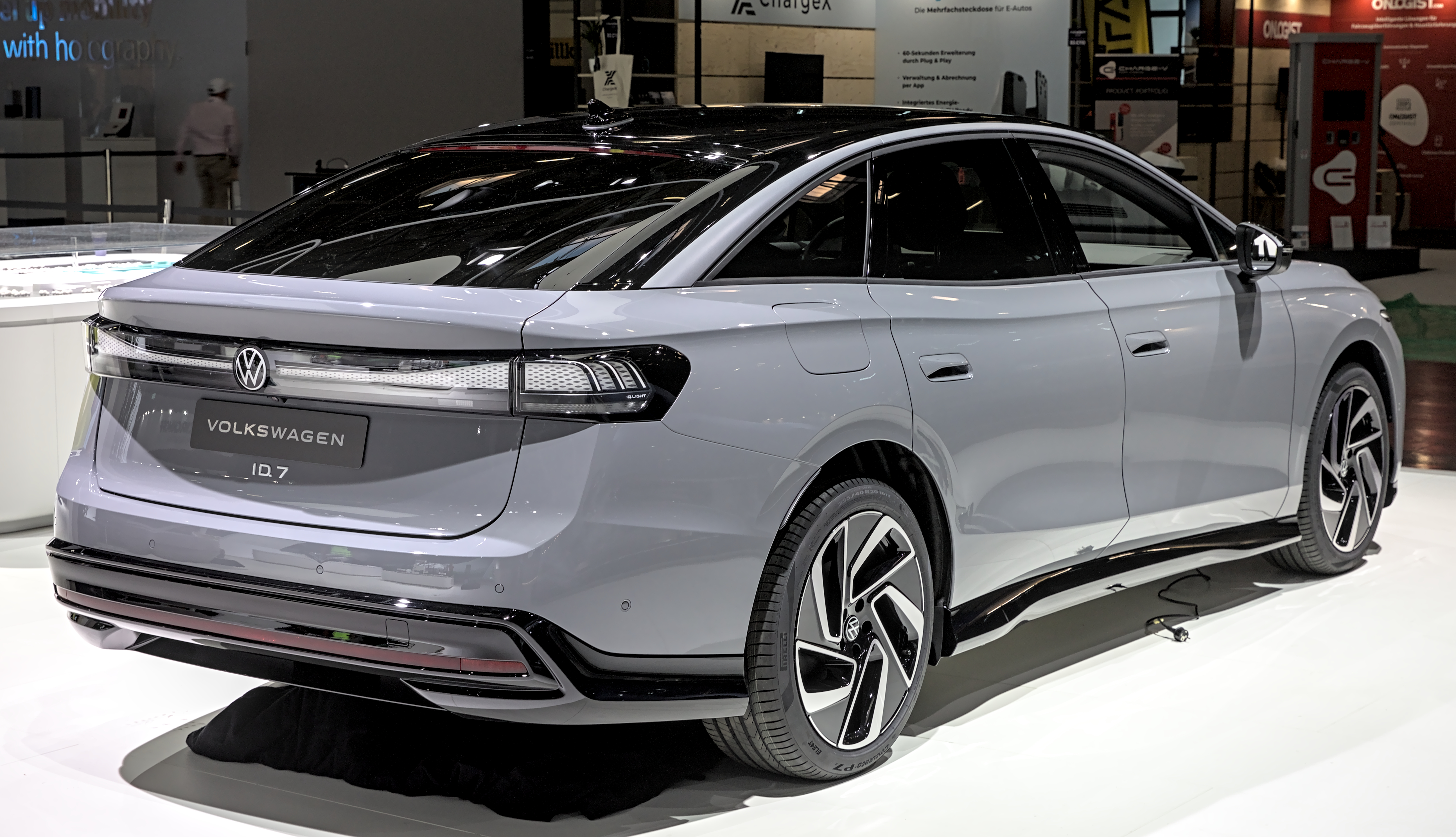 image Govt re-awards tender for ministerial cars after bid fails on technicality