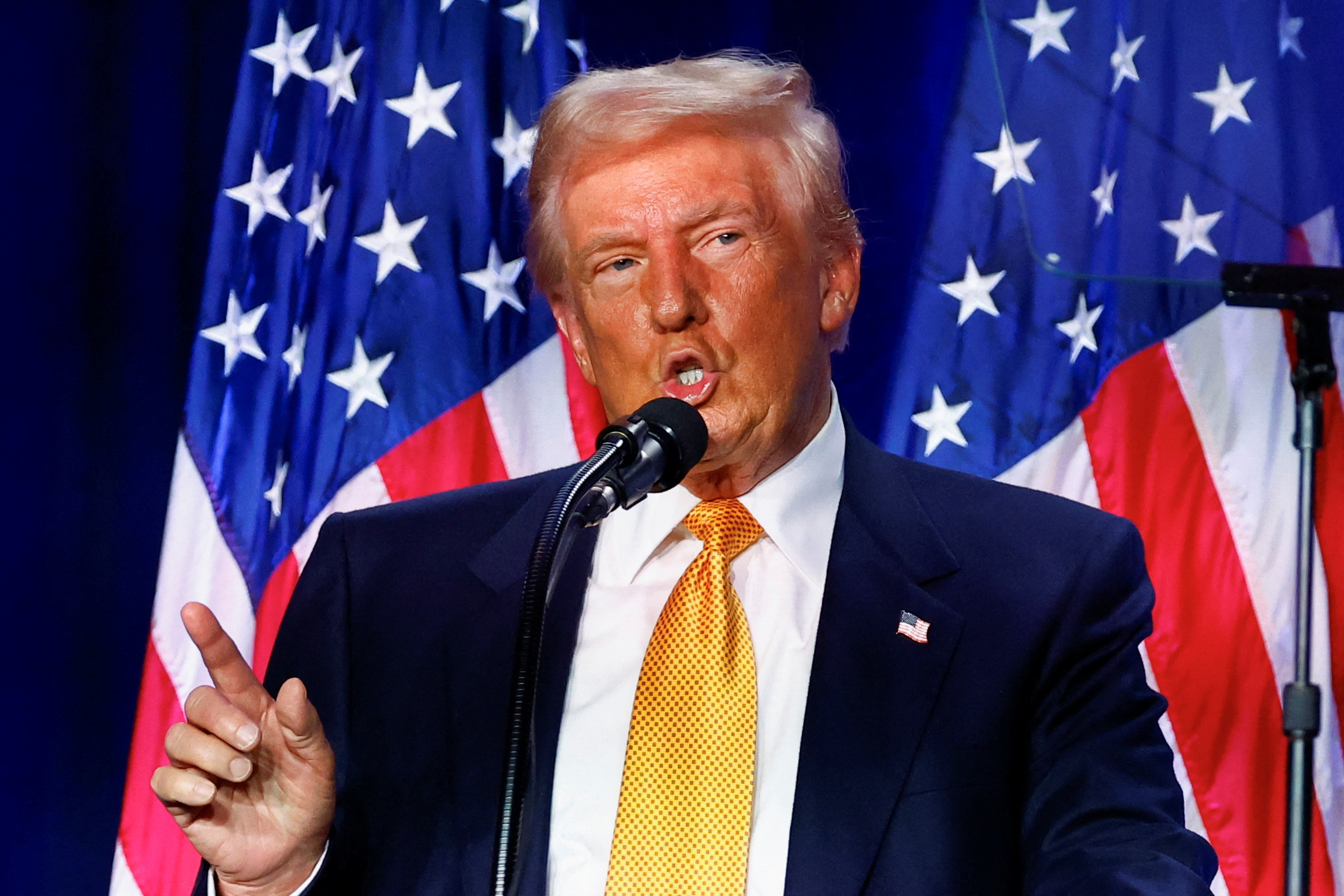 image Trump to discuss ending childhood vaccination programmes with RFK Jr.
