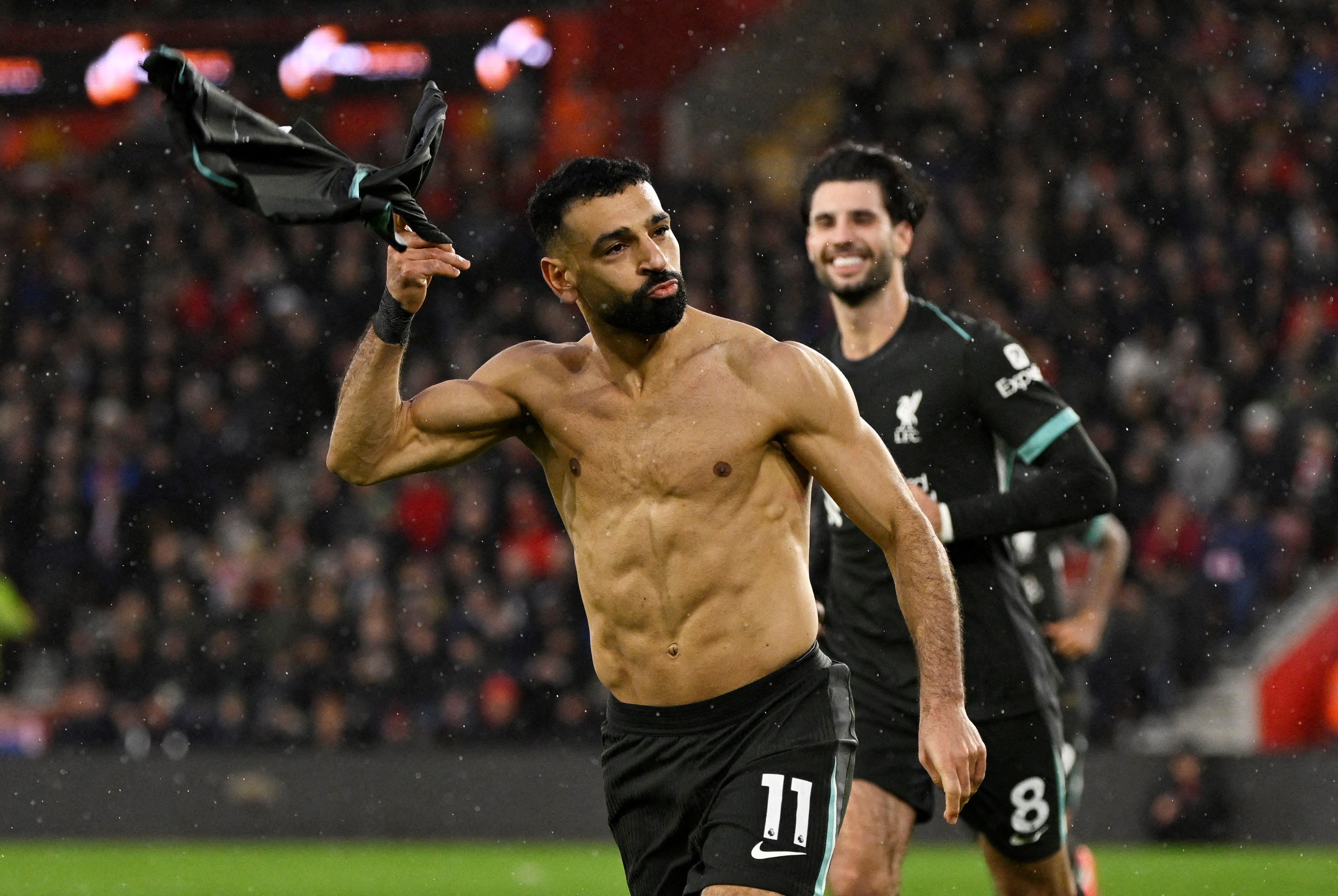 image Liverpool build eight-point lead after Salah inspires comeback at Southampton