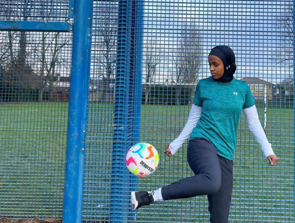 image Muslim footballer says ready to play in tracksuit bottoms