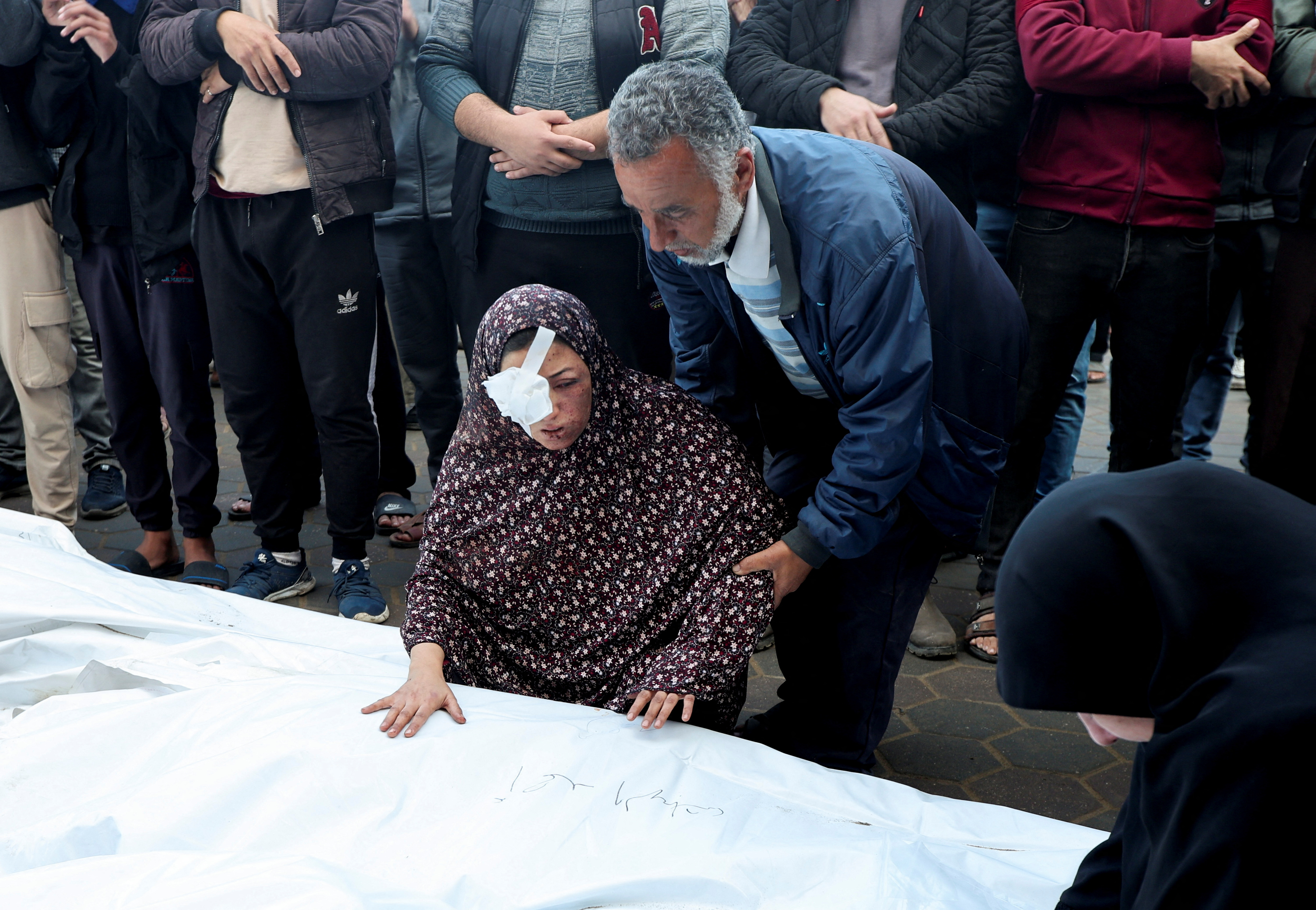 image Israel kills 36 Palestinians in Gaza, targets volatile aid route