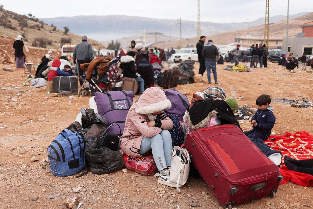 image Syrian Shi&#8217;ites and other minorities flee to Lebanon, fearing Islamist rule
