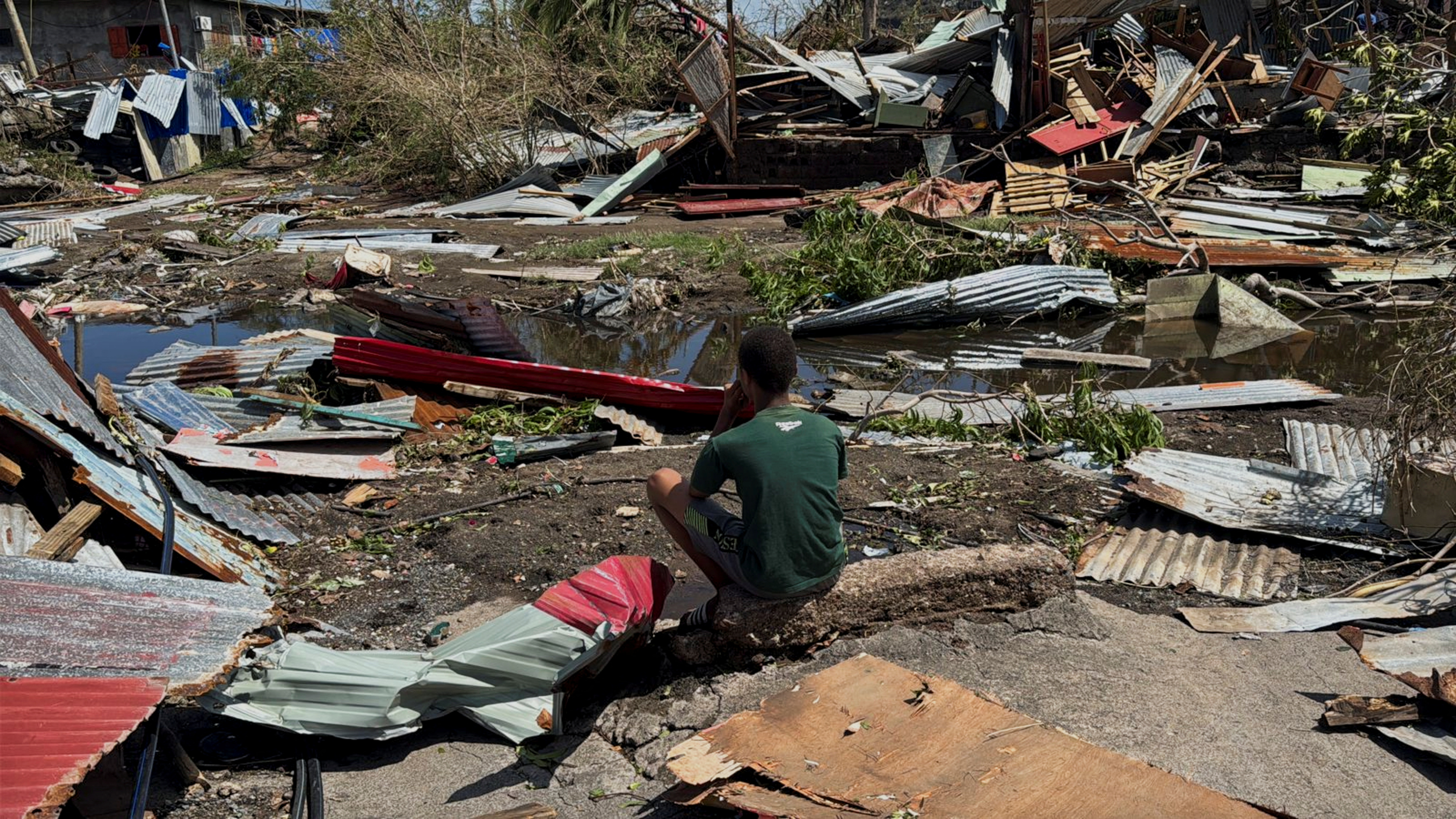 image Mayotte cyclone kills several hundred, maybe thousands, in worst storm in century