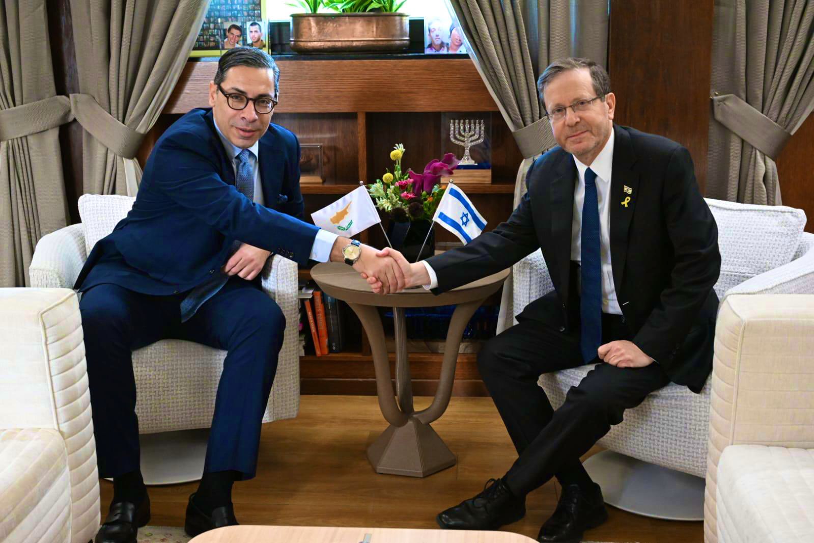 image Kombos wraps up Middle East visit