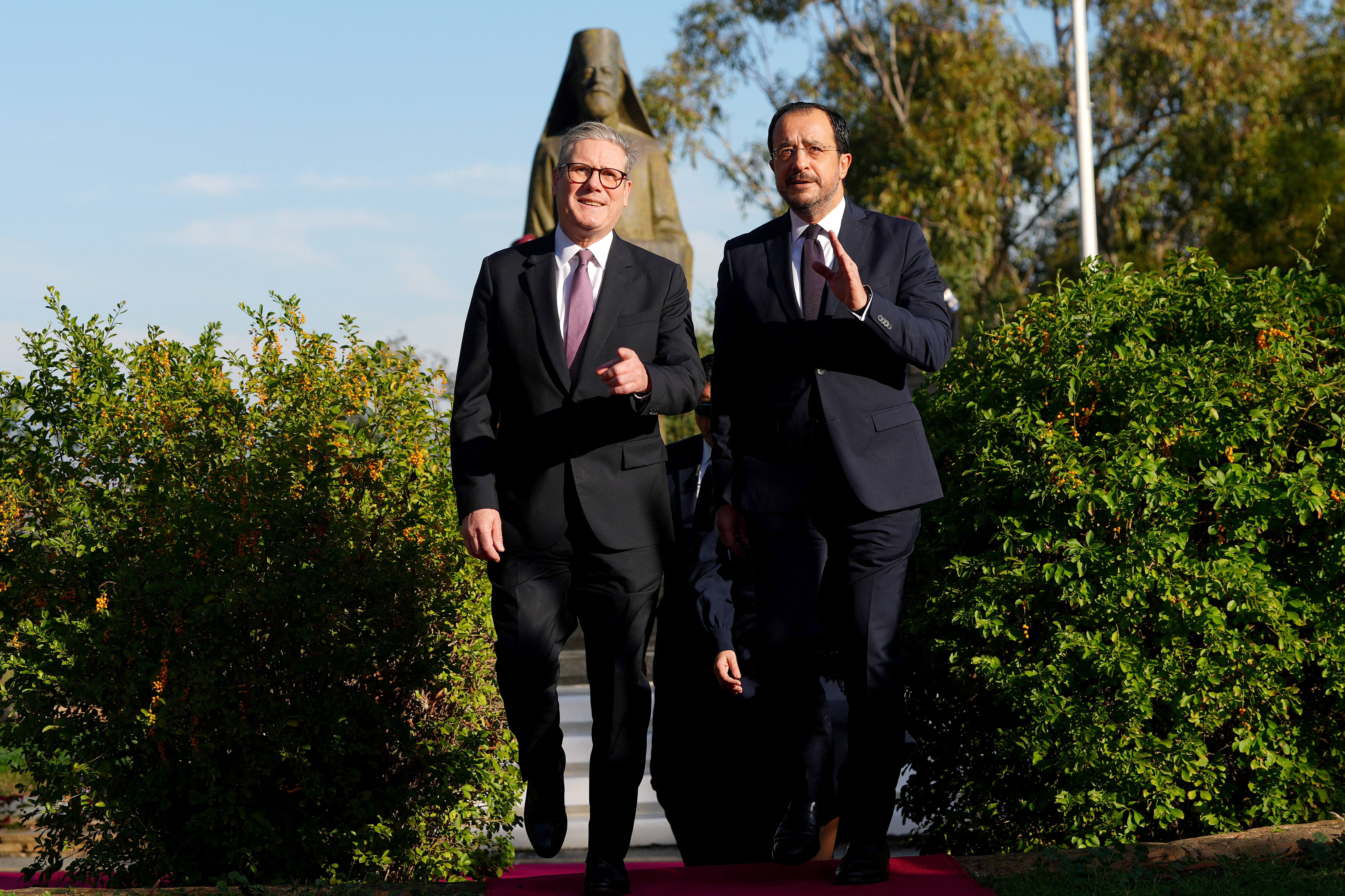 image President and UK PM to meet in London