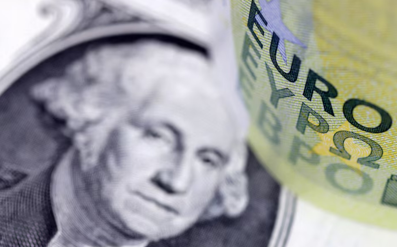image US multinationals extend currency hedges to counter Trump&#8217;s tariff volatility
