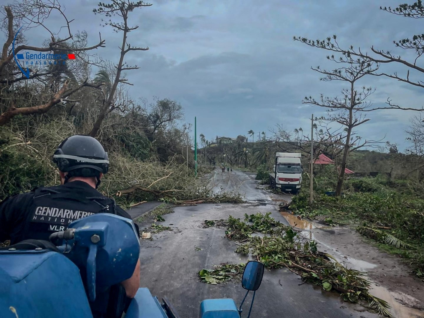 image Rescuers seek cyclone survivors in devastated Mayotte