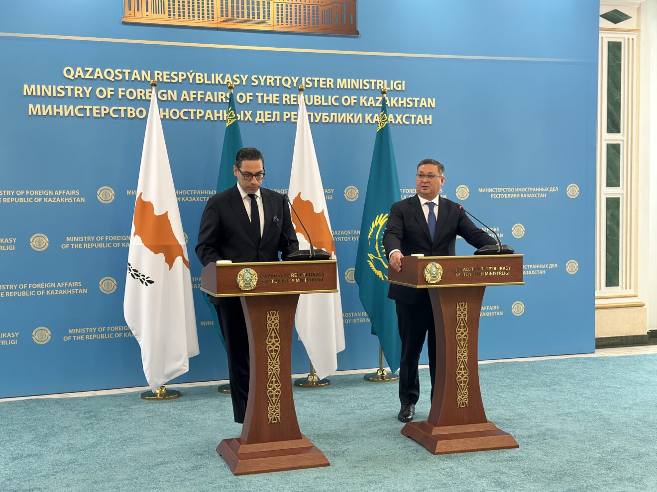 image Kombos calls Kazakh foreign minister
