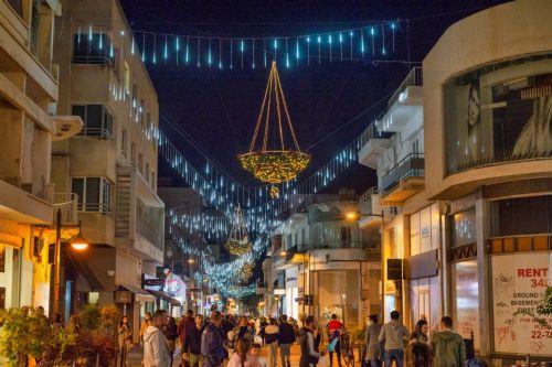 image Limassol street pedestrianised for Christmas