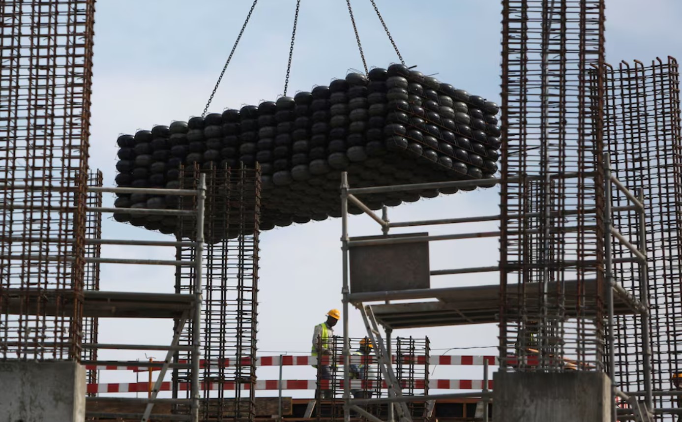 image Portuguese home sales soar to record high, fueling housing crisis