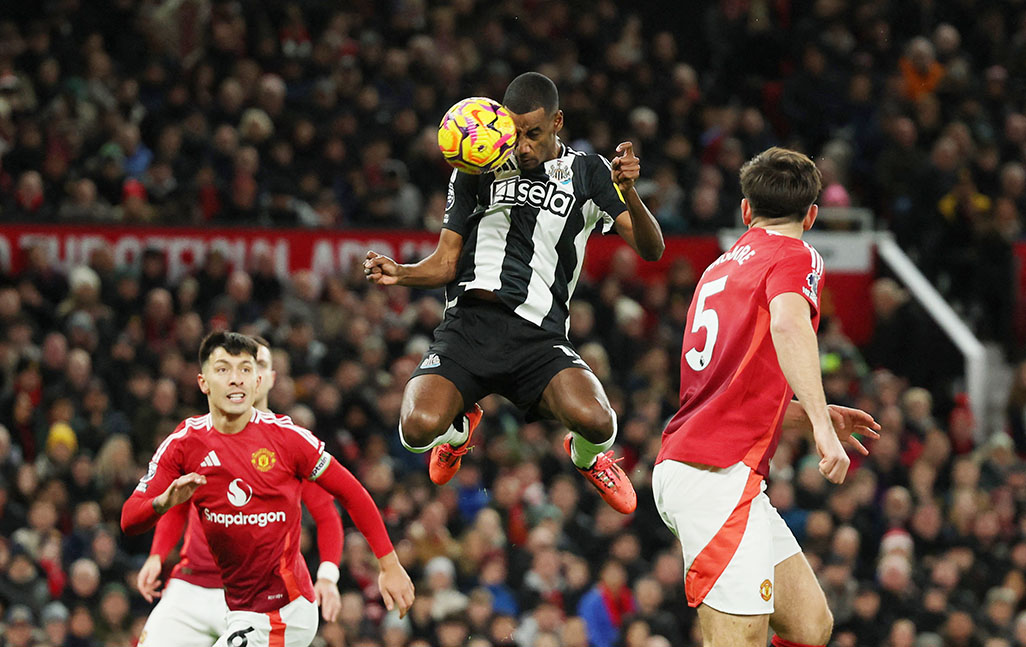 image Howe urges Newcastle to carry momentum into League Cup clash with Arsenal