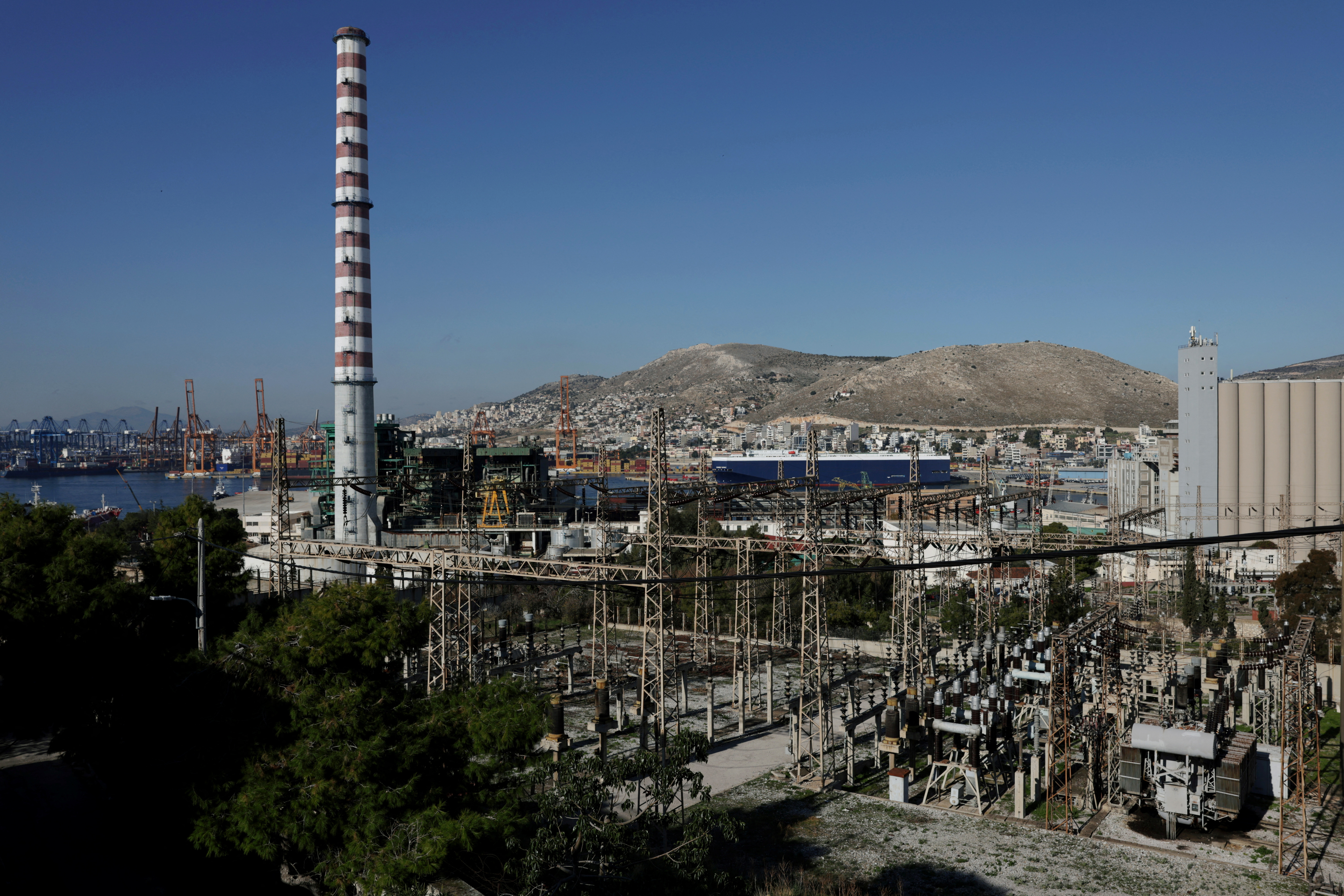 image Europe&#8217;s power price divide hits southeastern economies