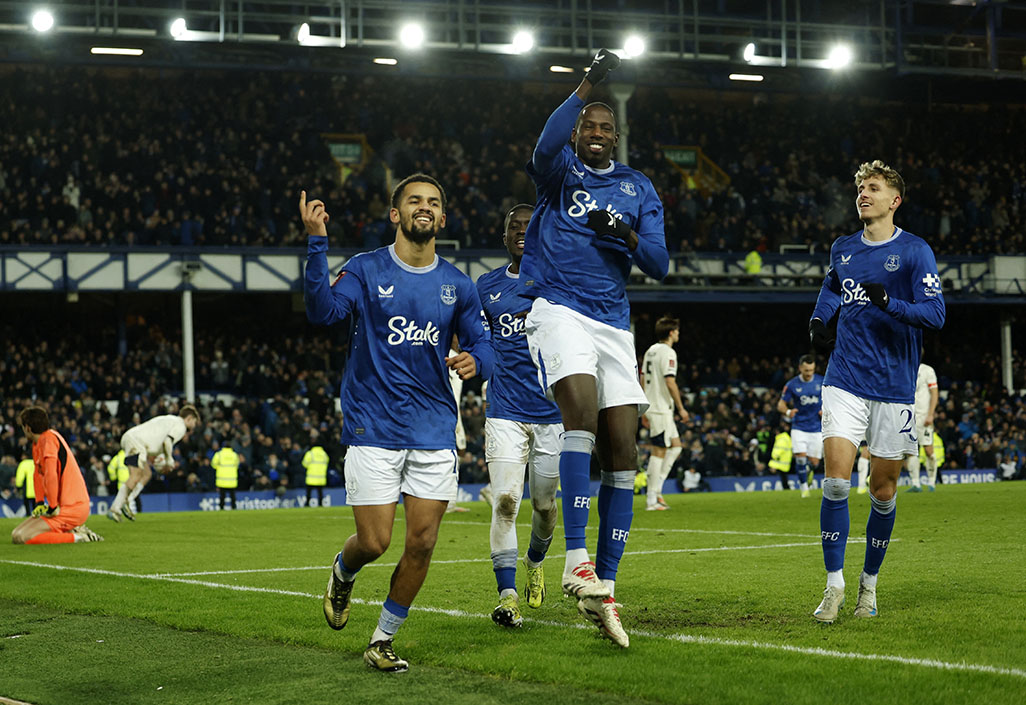image Everton see off Peterborough in FA Cup after Dyche sacking