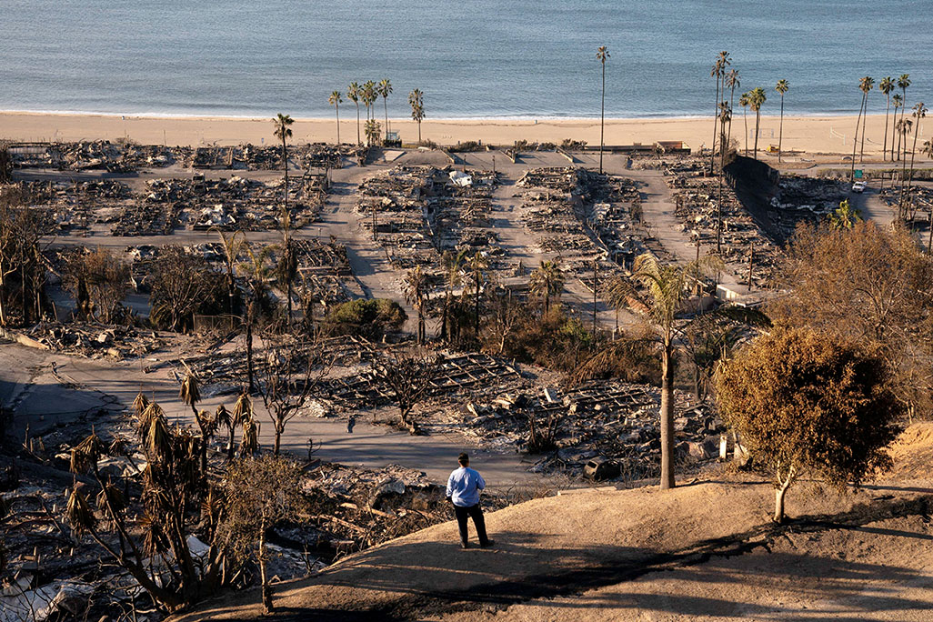 cover Los Angeles on high alert with extreme winds due to return