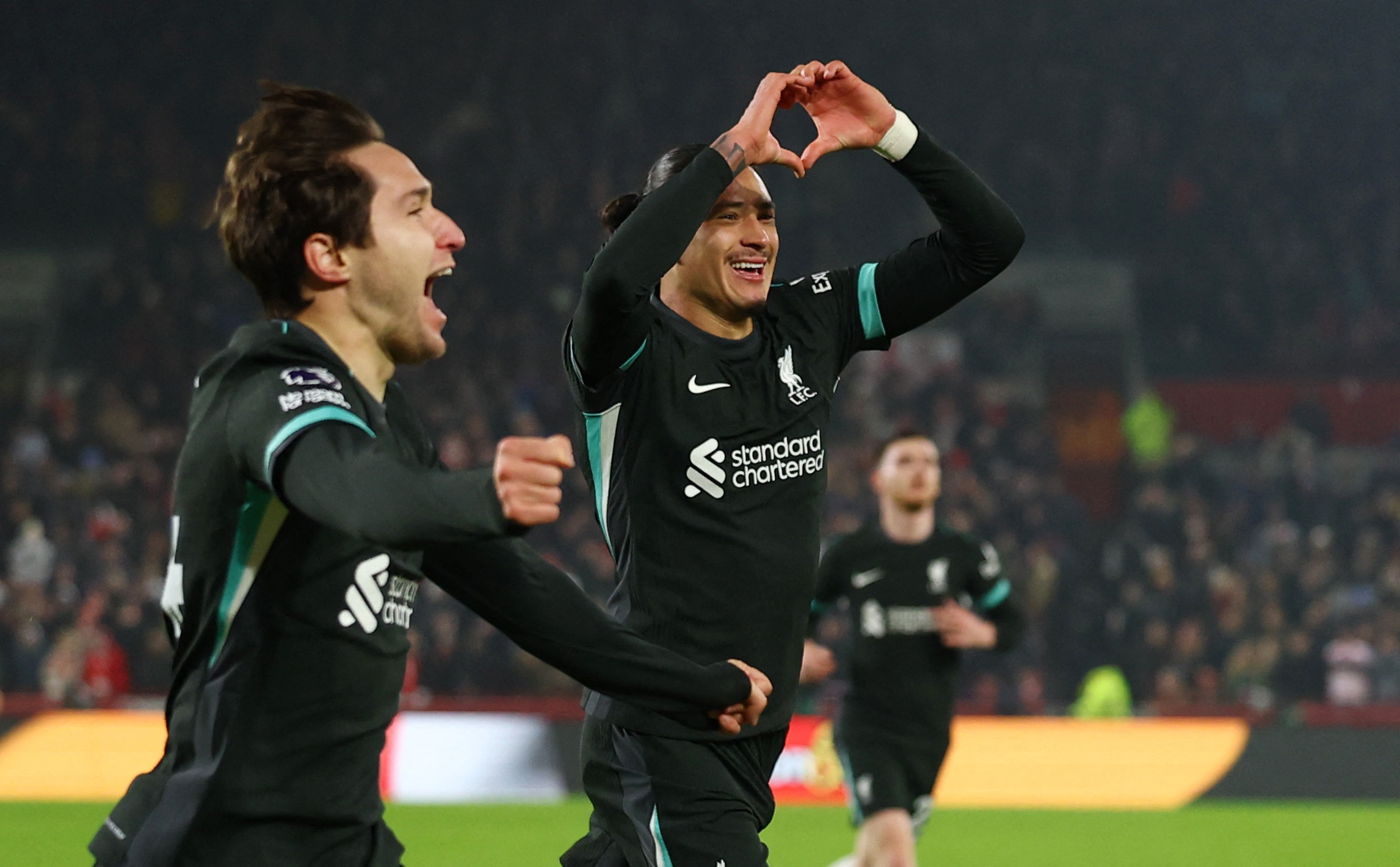 image Last-gasp Nunez double gives Liverpool 2-0 win at Brentford