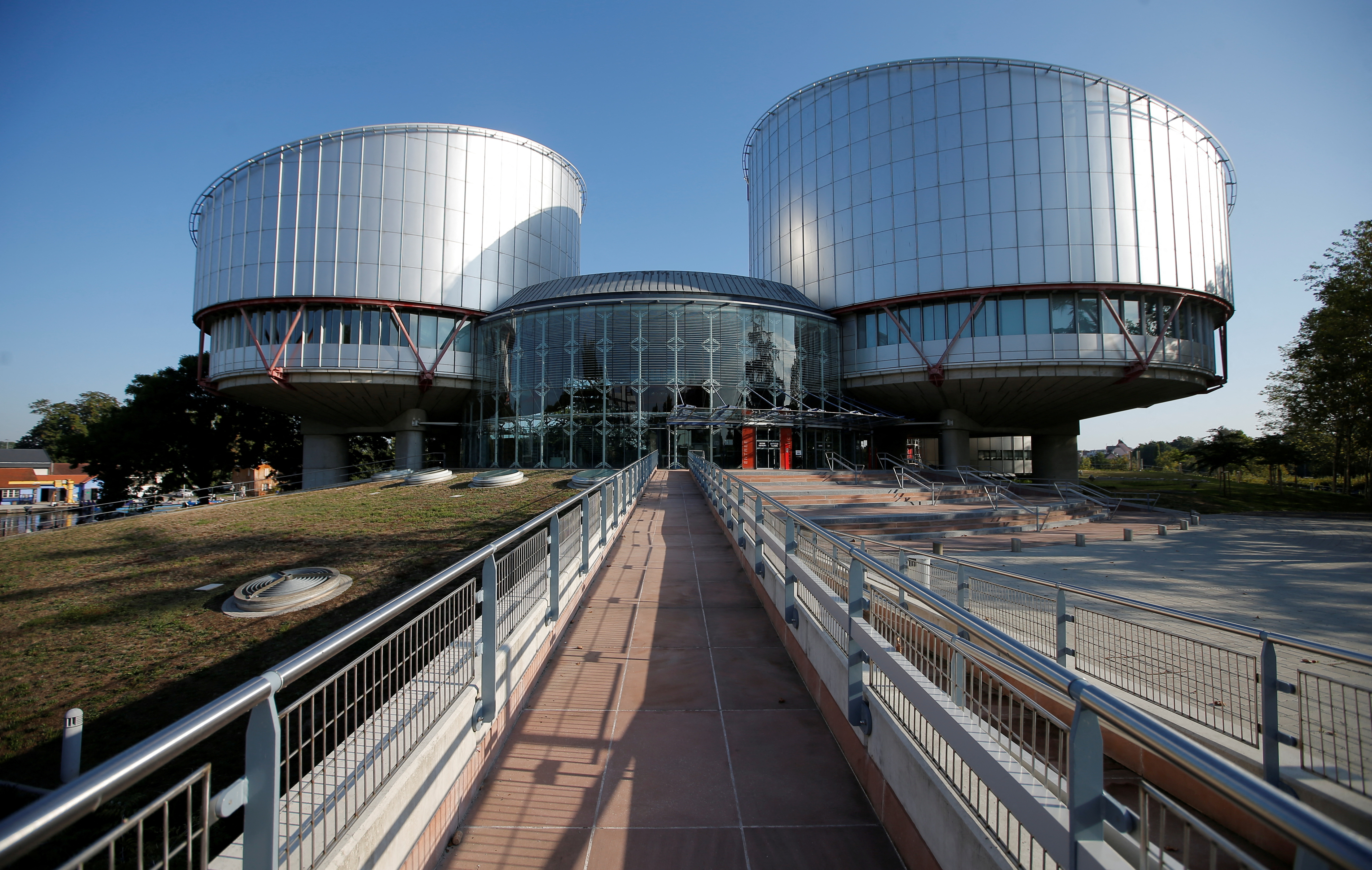 image French woman who stopped having sex with husband wins ruling at European court