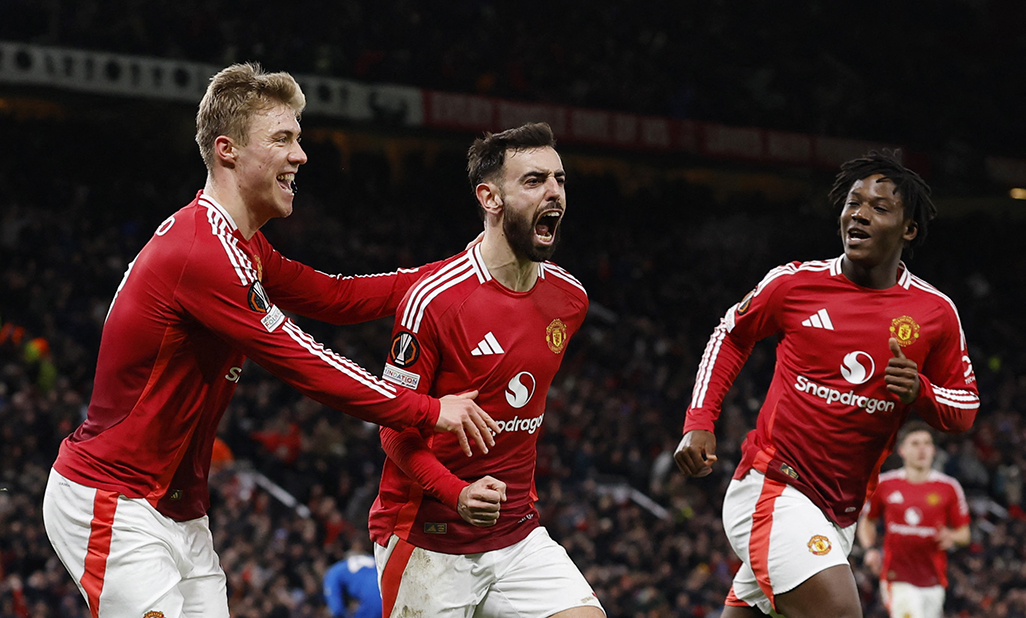 image Fernandes seals Man United win, Son shines for Spurs