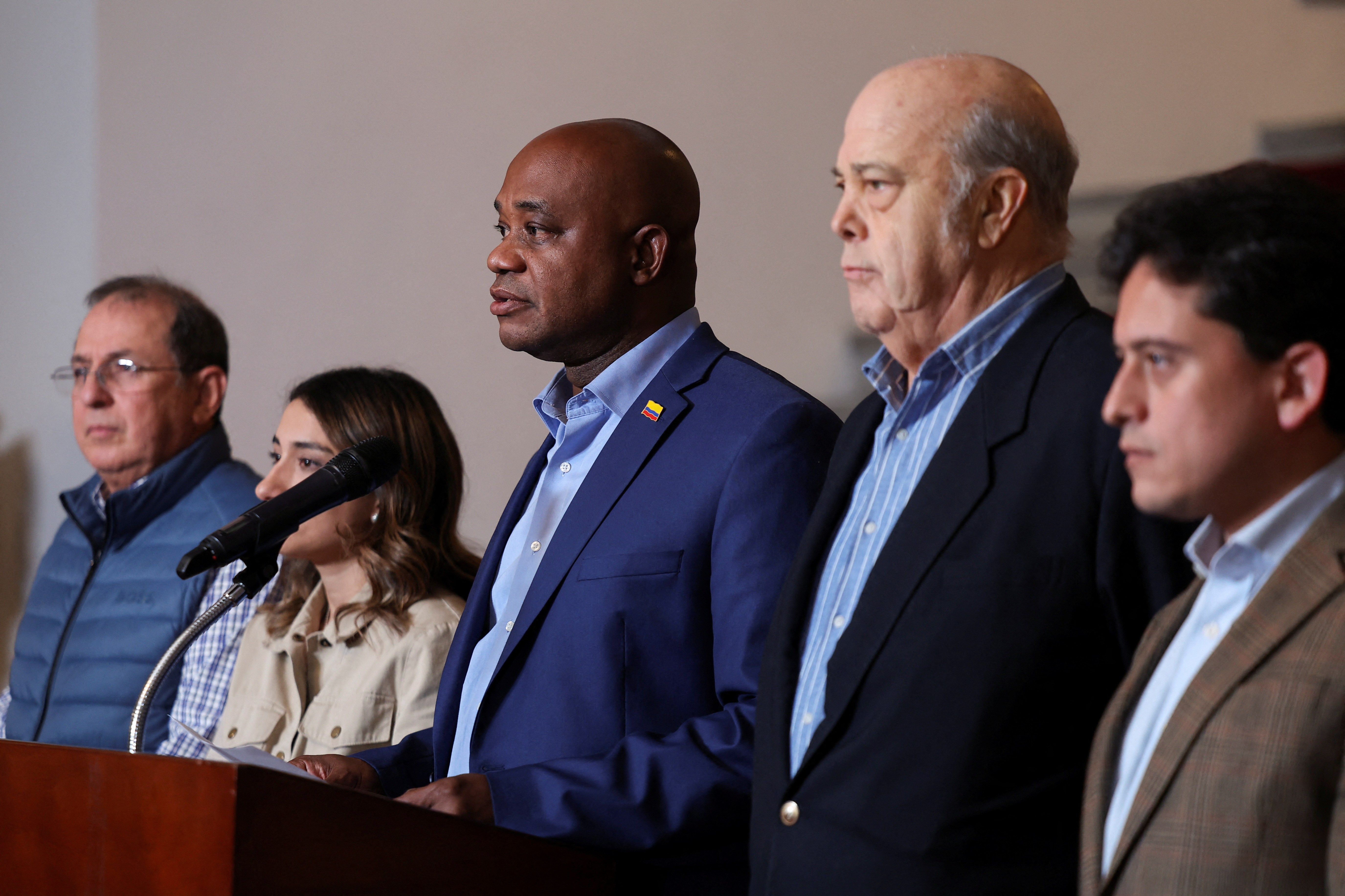 image Colombia succumbs to Trump demands on migrants and avoids tariffs..for now