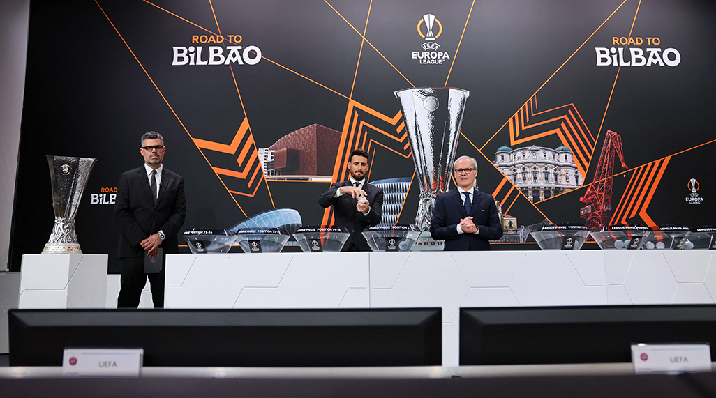 image Roma face Porto test in knockout phase playoff
