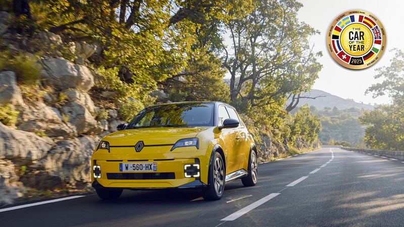 image Renault 5 E-Tech Electric crowned 2025 European Car of the Year