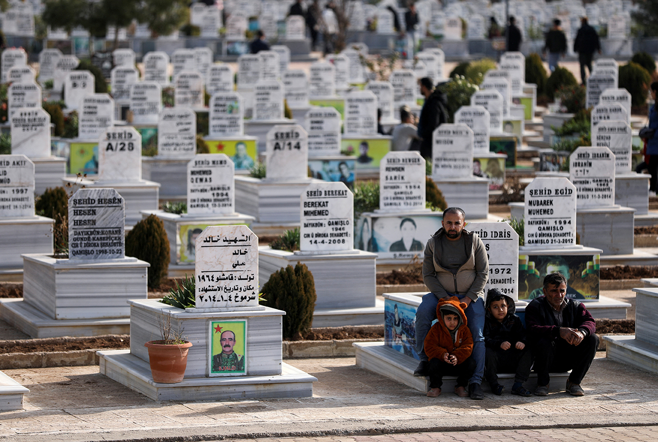 image Efforts to end Kurdish militant conflict in Turkey face Syria test