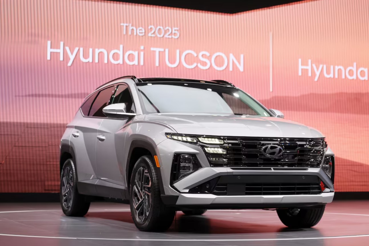 image Hyundai Motor nears GM tie-up deal; sees revenue growth slowing in 2025