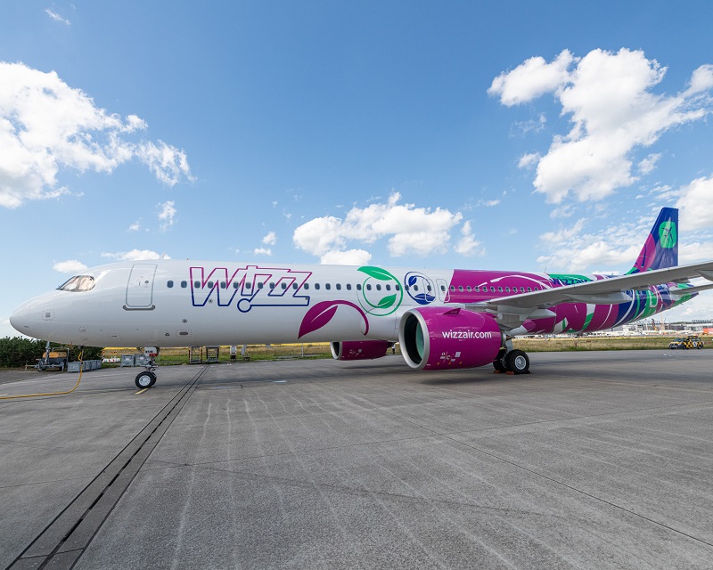image Wizz Air ends premium-rate call line, updates customer support options
