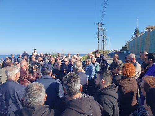 image Tillyria residents protest for new crossing point