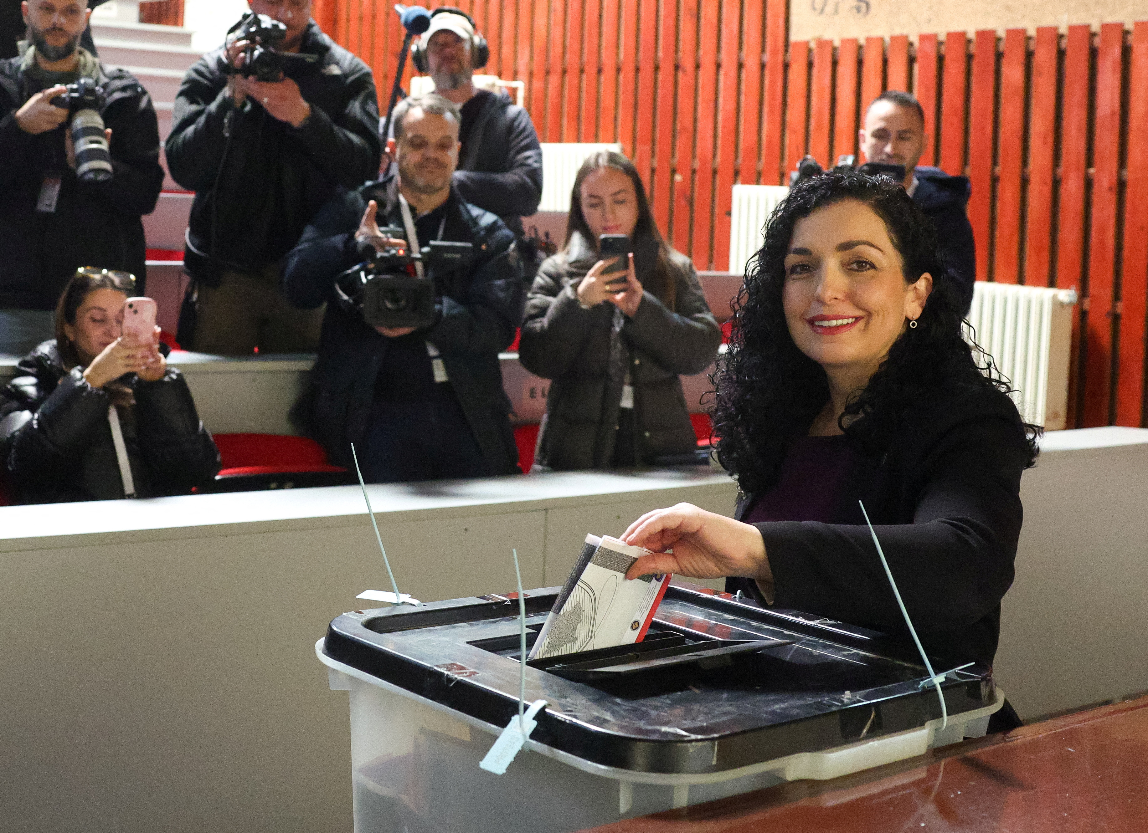 image Kosovo heads to election clouded by tensions with Serbia