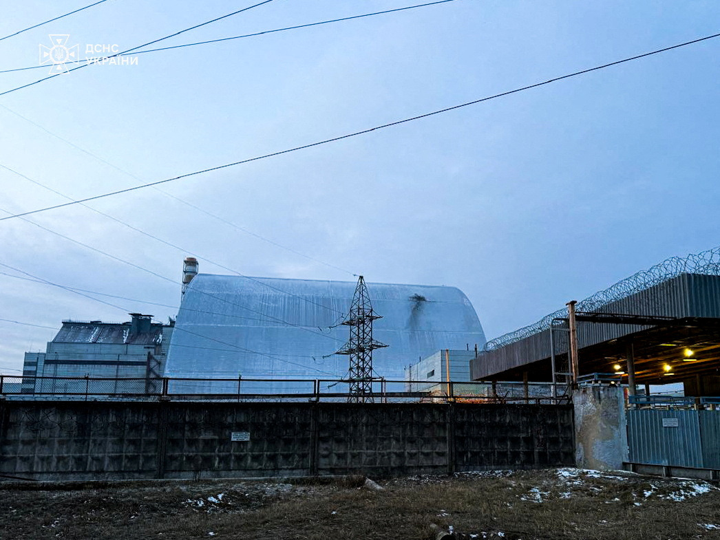 image Russian drone damages Chernobyl nuclear plant’s shelter says Zelenskiy, Moscow denies