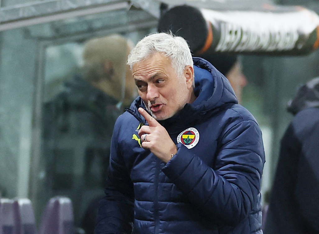 image Galatasaray accuse Mourinho of &#8216;racist statements&#8217; after Istanbul derby
