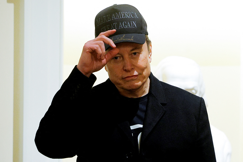 image White House orders more layoffs as Musk meets with cabinet