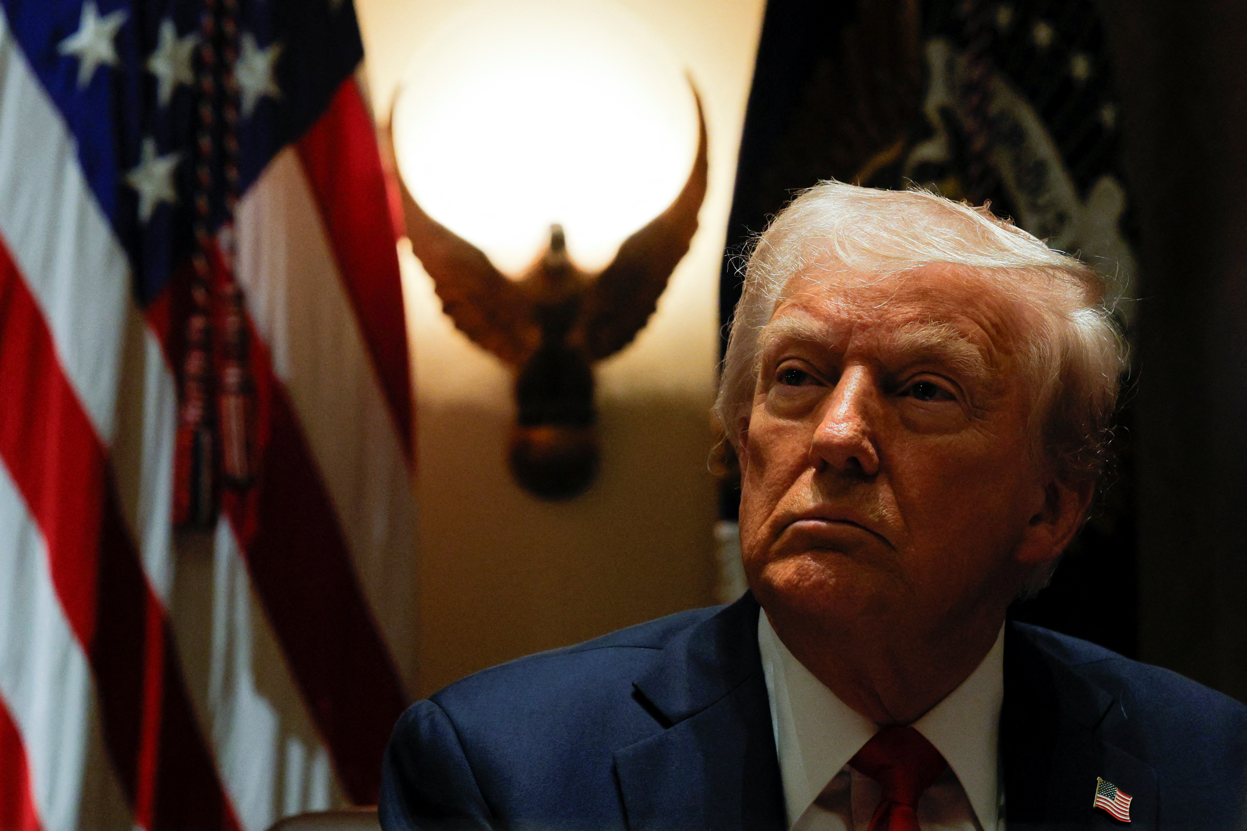 image Trump confirms Zelenskiy visit to Washington to sign Ukraine minerals deal