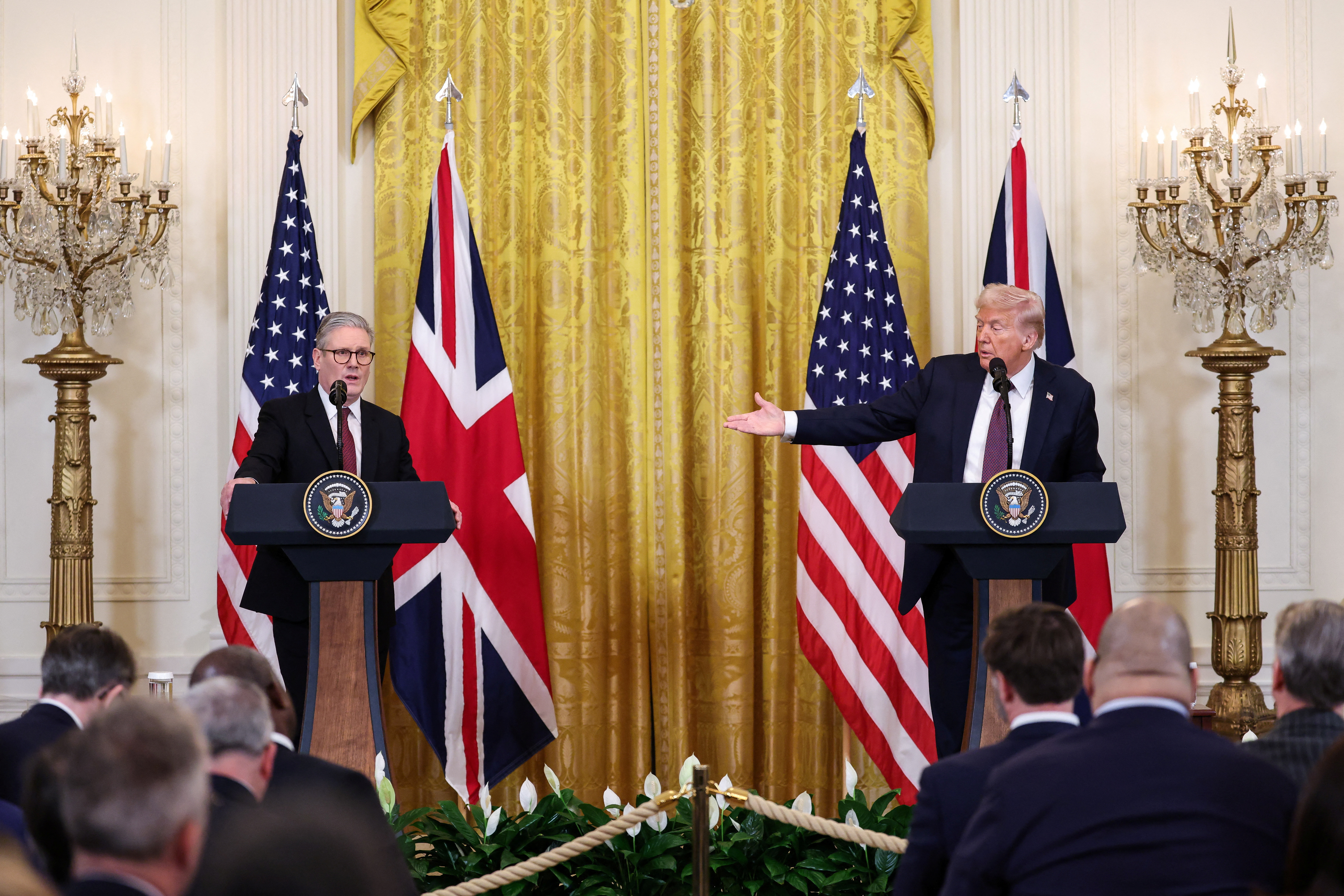 image Trump dodges plea from Britain&#8217;s Starmer for Ukraine security guarantee