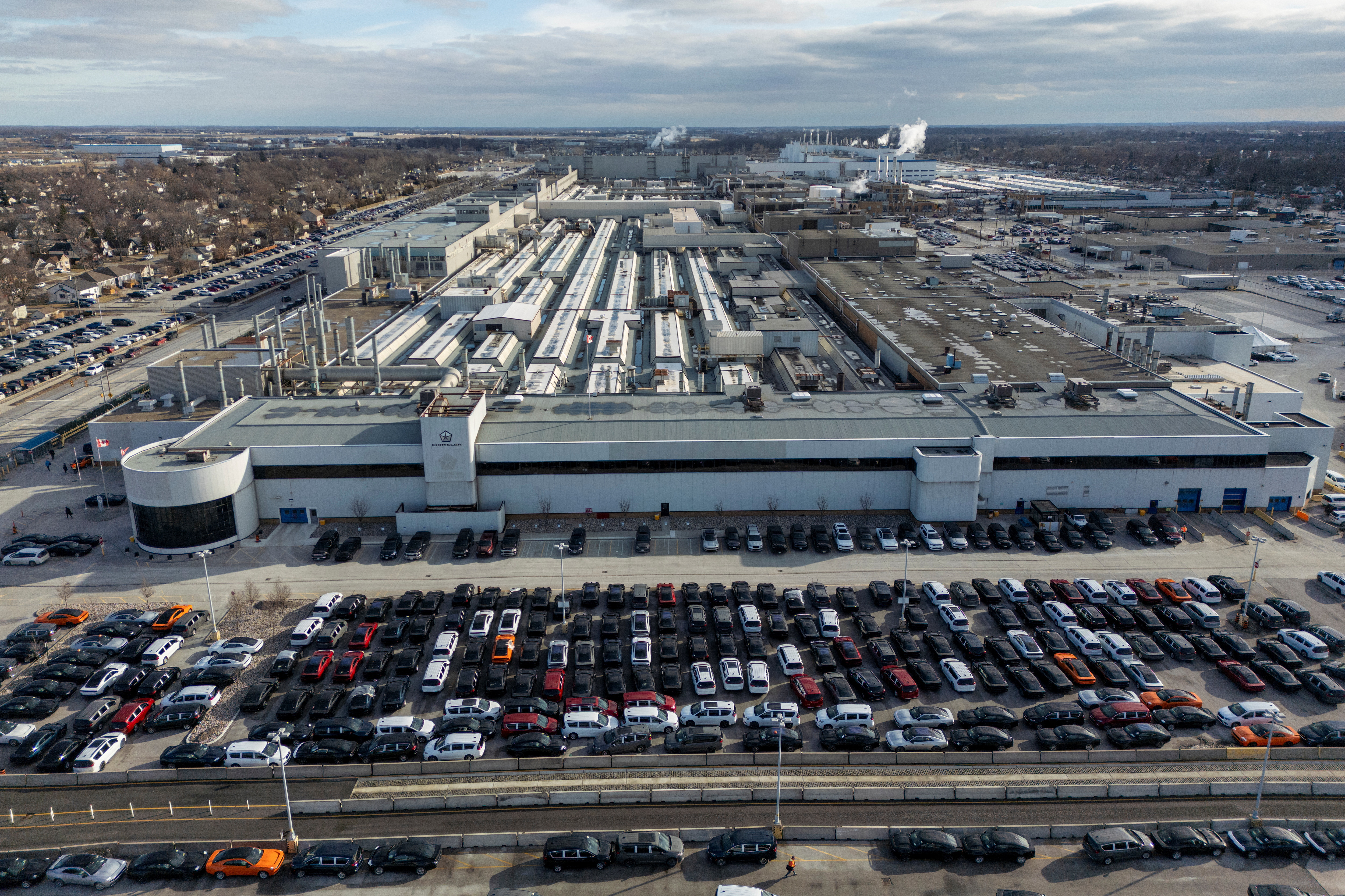 image Trump to announce 25% steel and aluminum tariffs in latest trade escalation