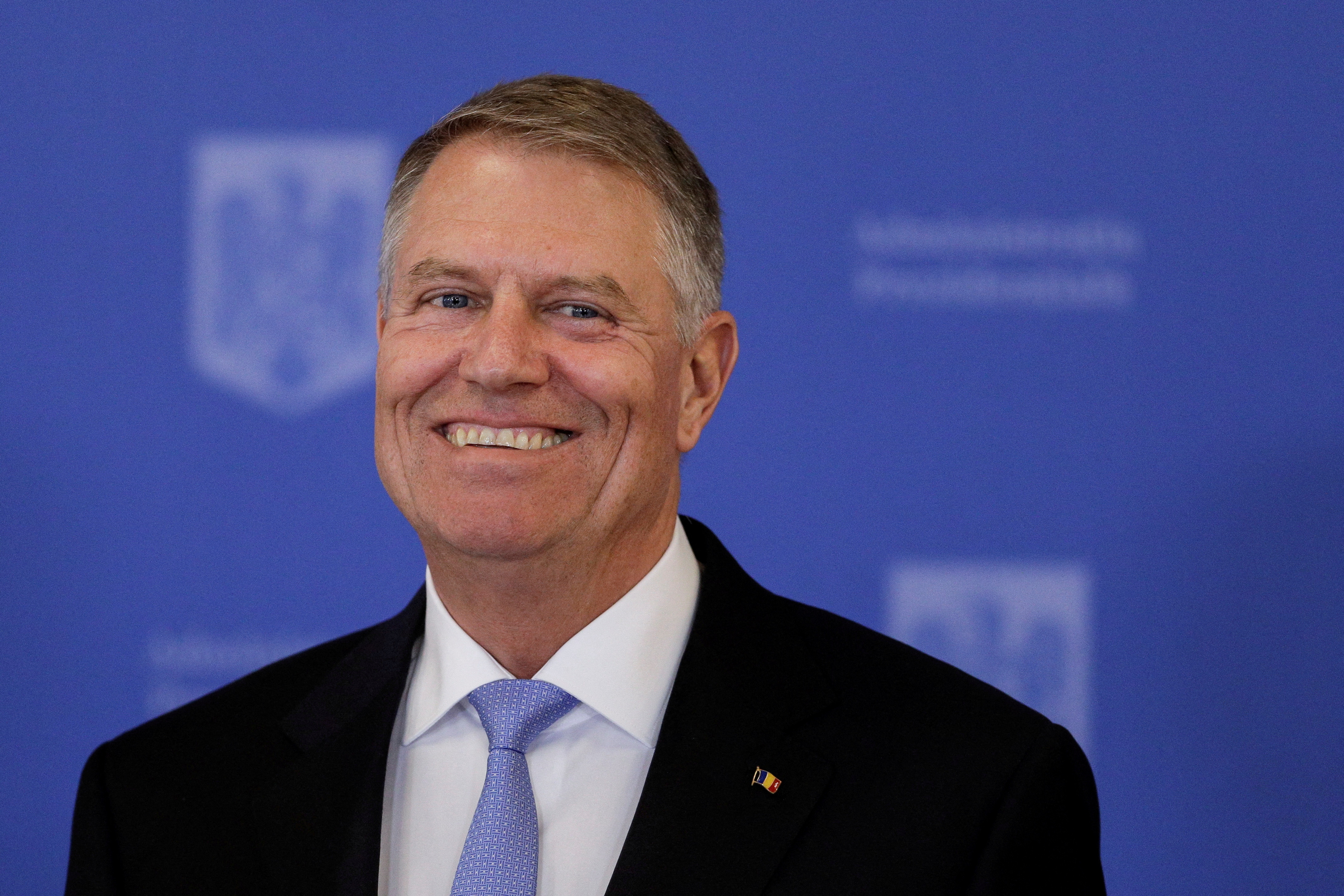 image Romania&#8217;s outgoing president quits to pre-empt impeachment bid before election re-run
