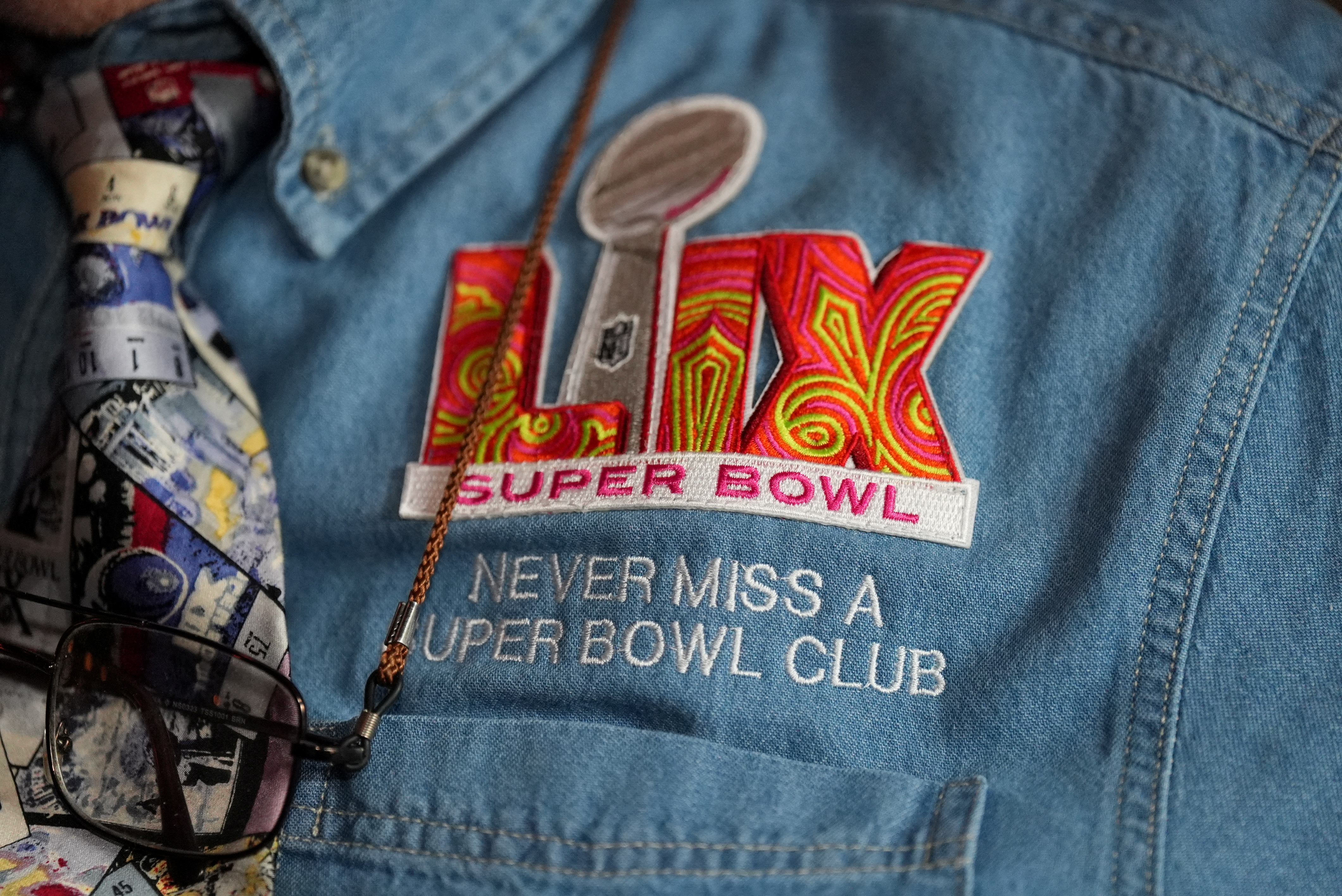 image Trump, headed to Super Bowl LIX, has long and tangled relationship with football