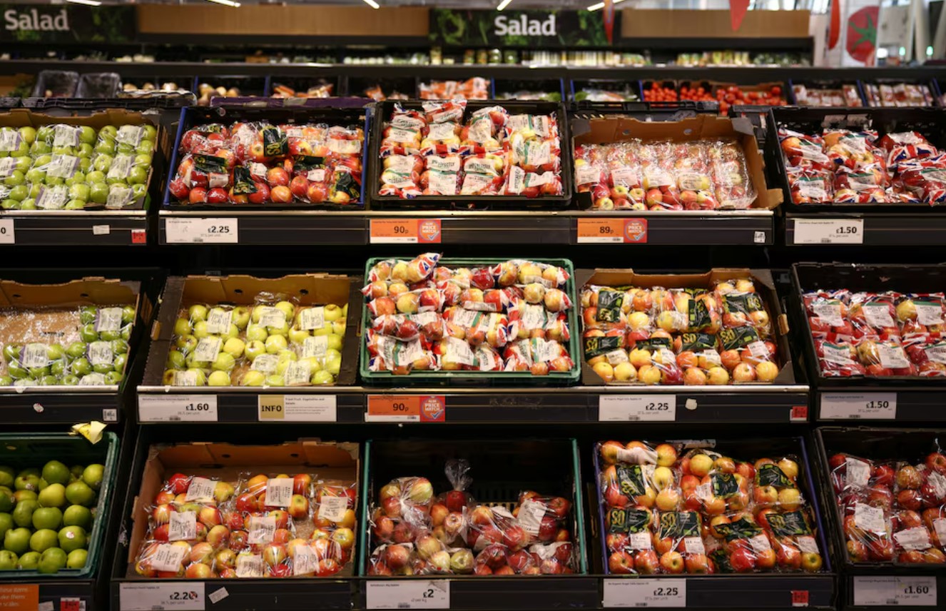 image UK grocery inflation slows in January