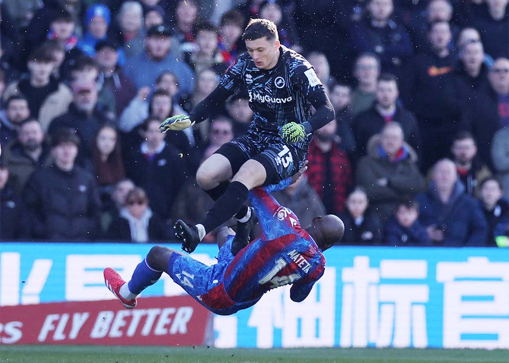 image Crystal Palace Cup victory overshadowed by Mateta injury