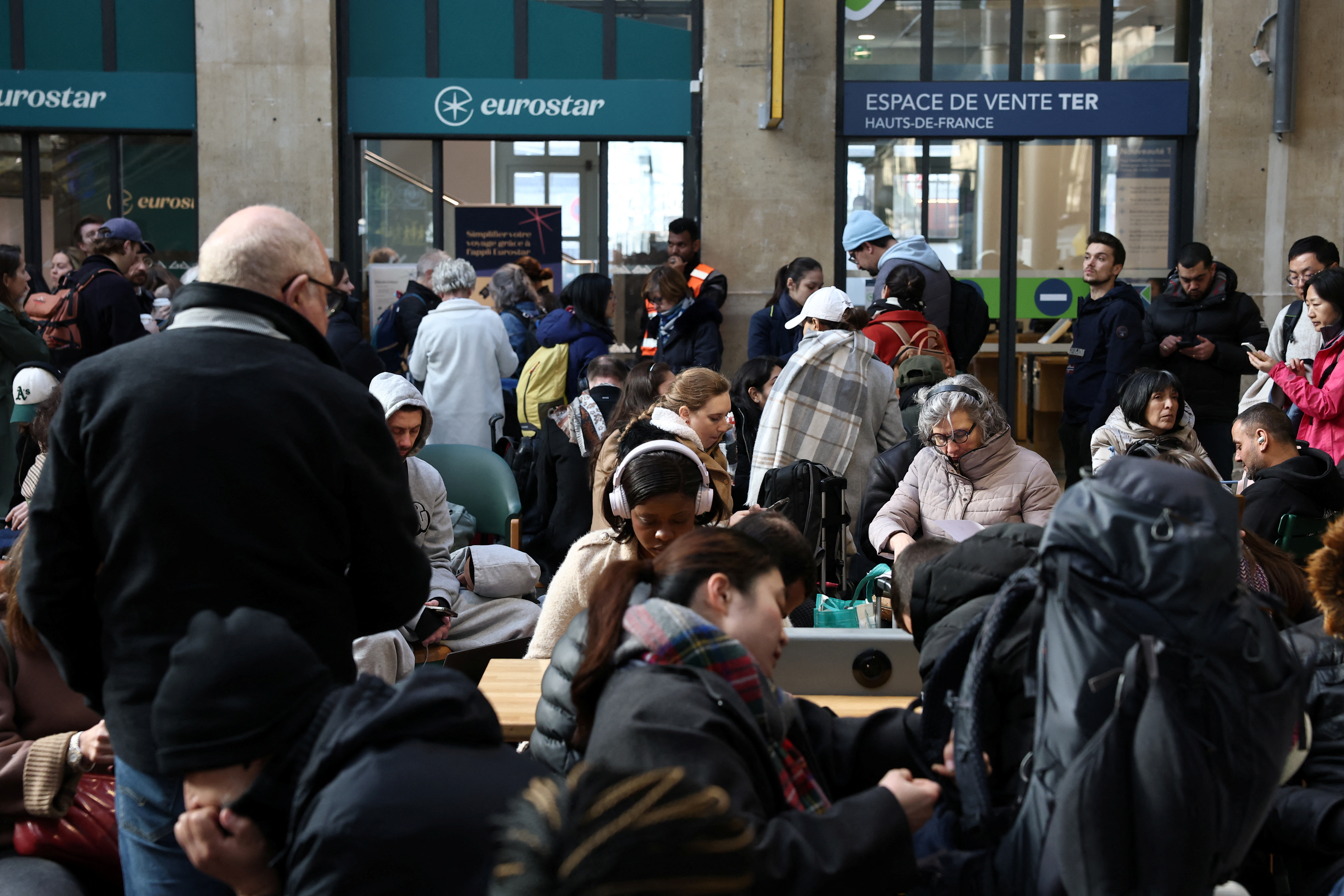 image World War II bomb discovered near major Paris train station, services disrupted