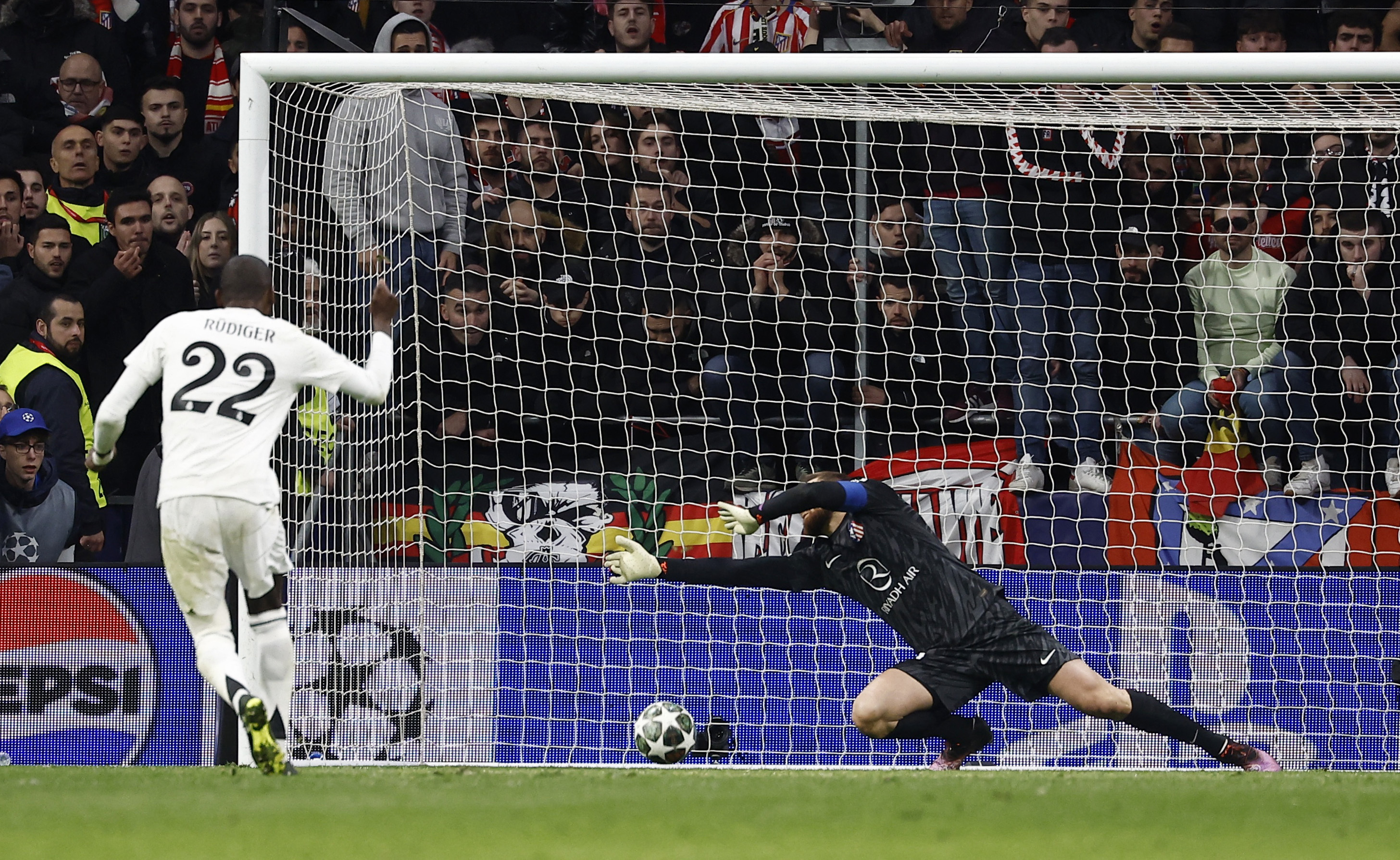 image Real sink Atletico in shootout, face Arsenal in quarters after Gunners ease past PSV