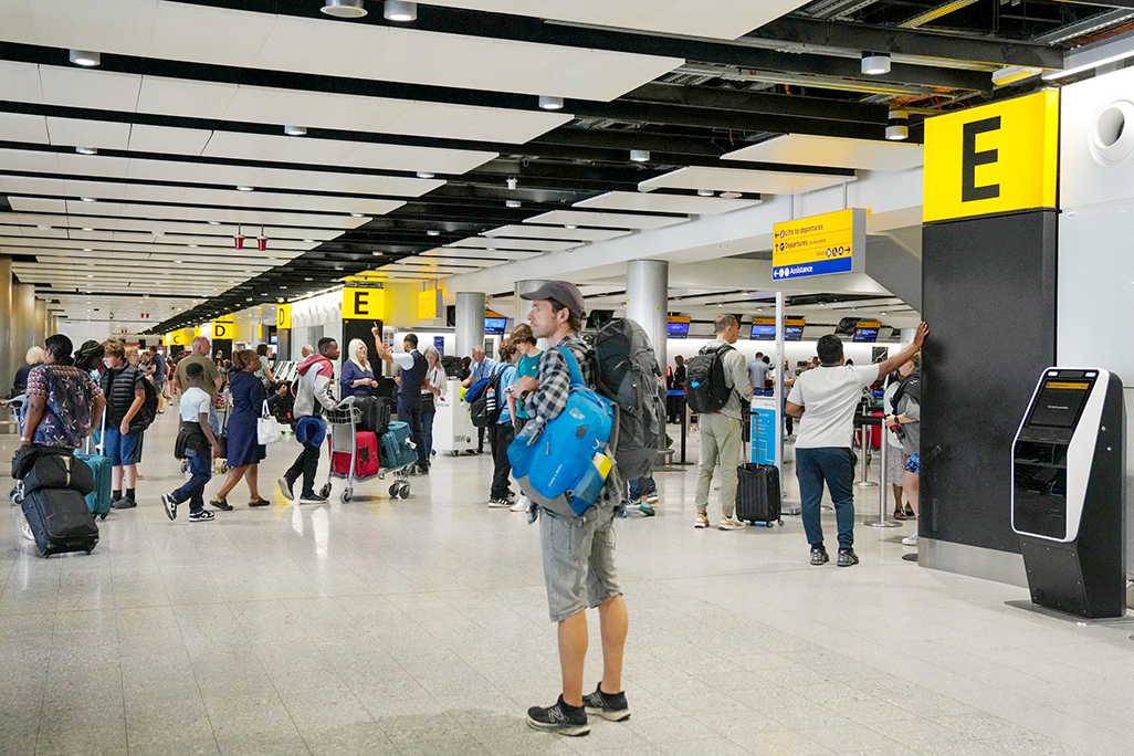 image &#8216;I need to be home&#8217;, say stranded Heathrow passengers