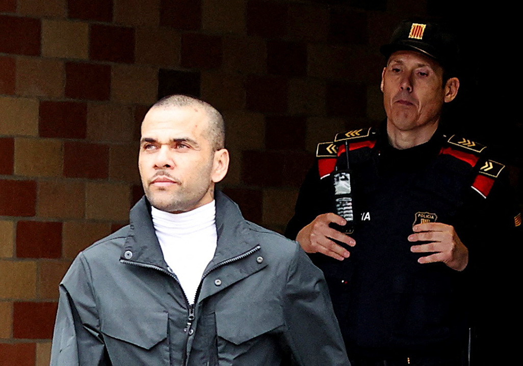 image Spanish court overturns Dani Alves&#8217; rape conviction
