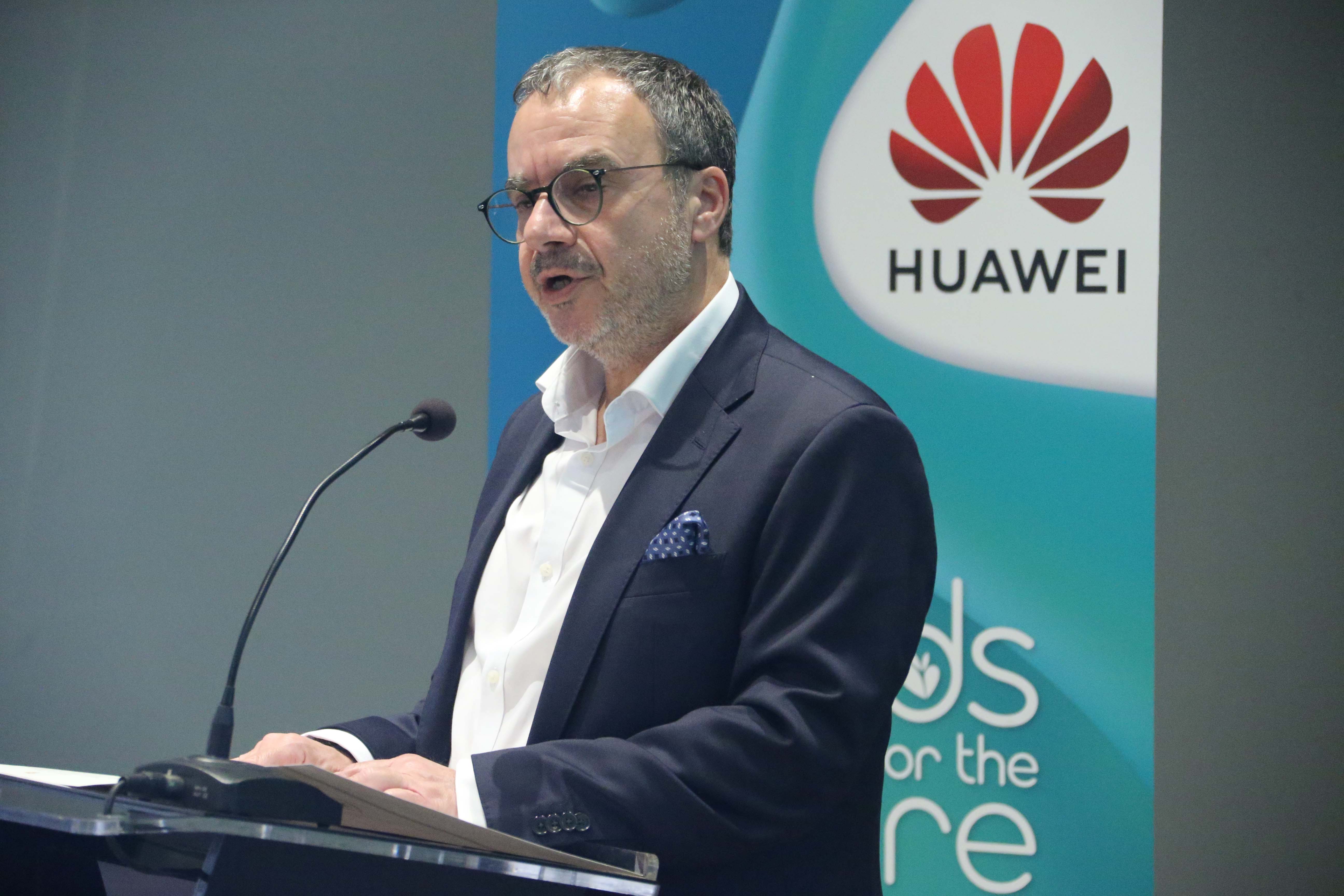 image Huawei Seeds for the Future scholarships boost ICT talent