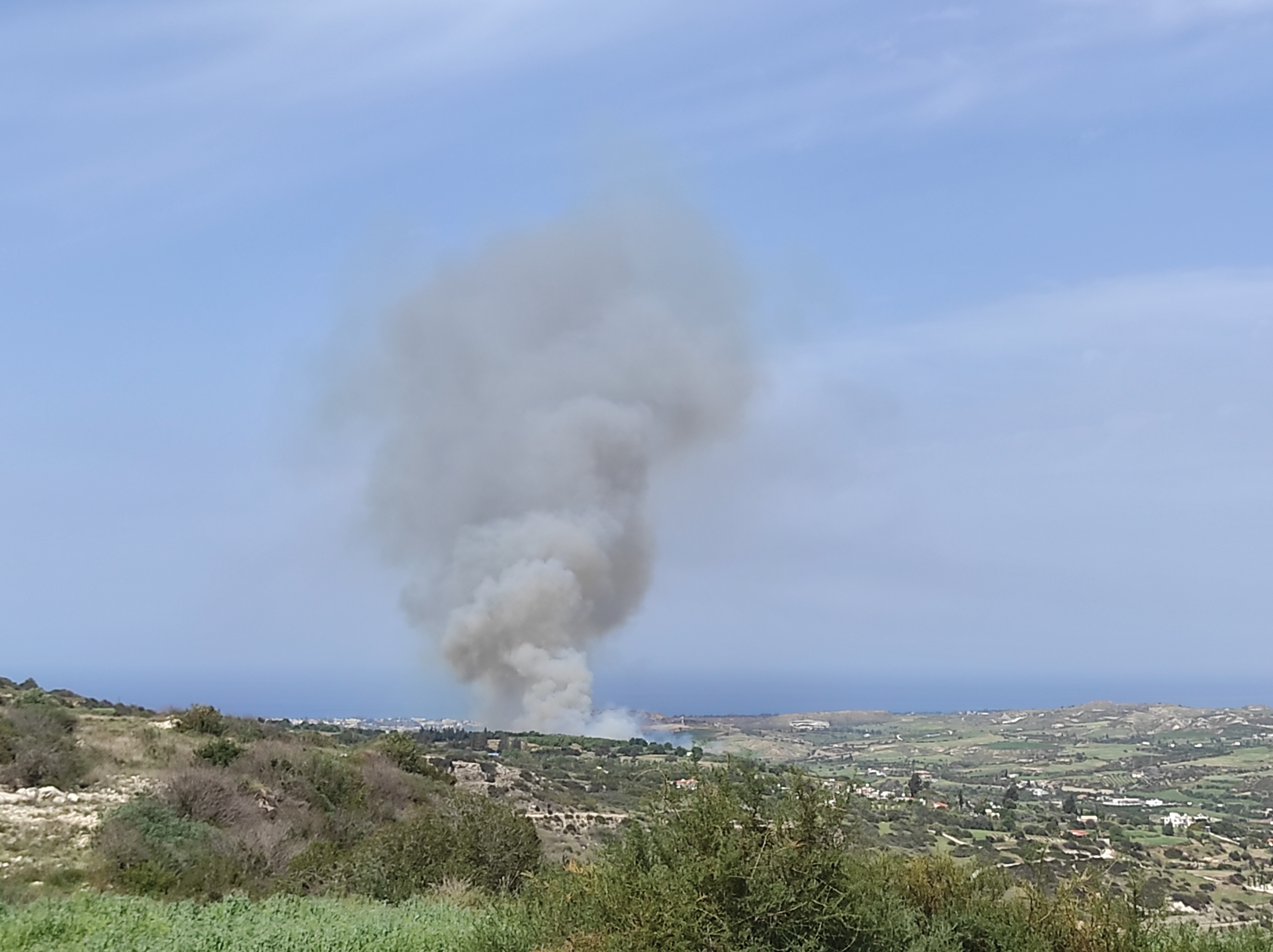 image Fire burns cane field in Goudi