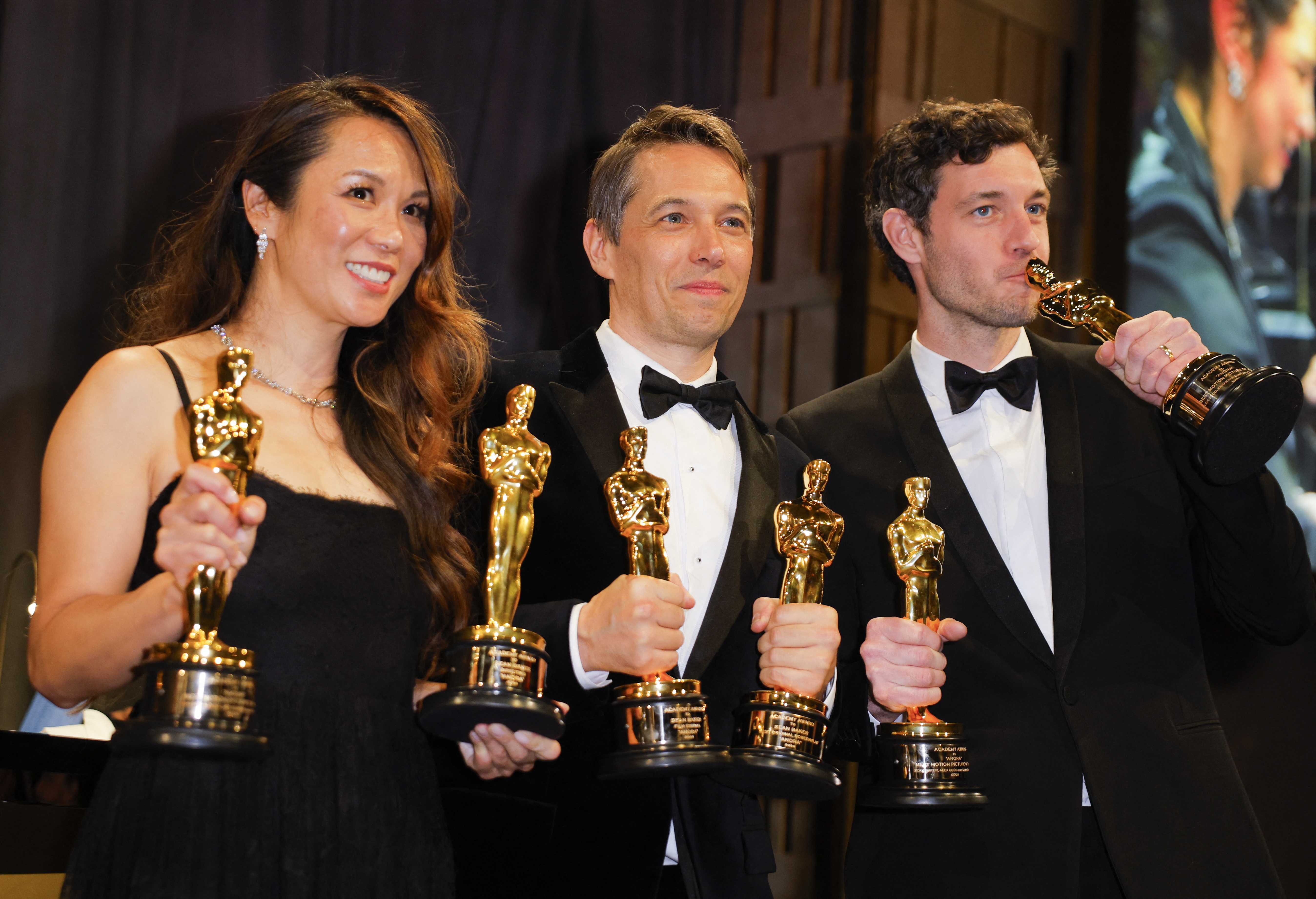 image Sex worker drama &#8216;Anora&#8217; sweeps Oscars with five awards including best picture