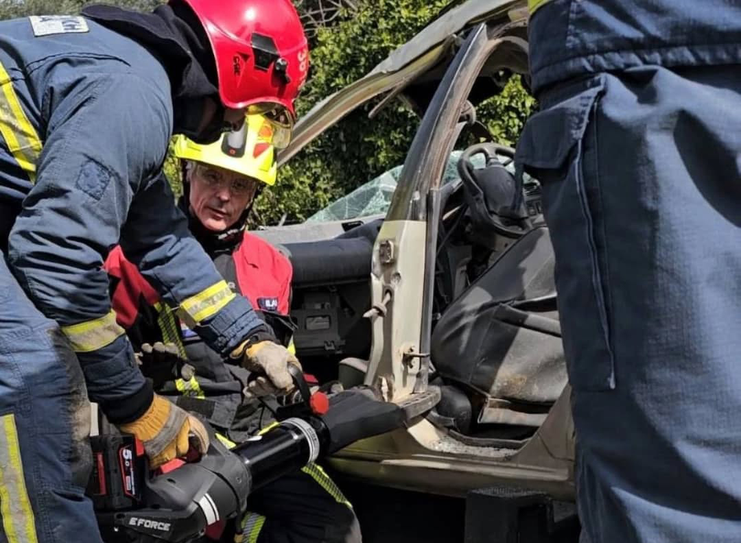 image Fire service rescue man who drove into ravine
